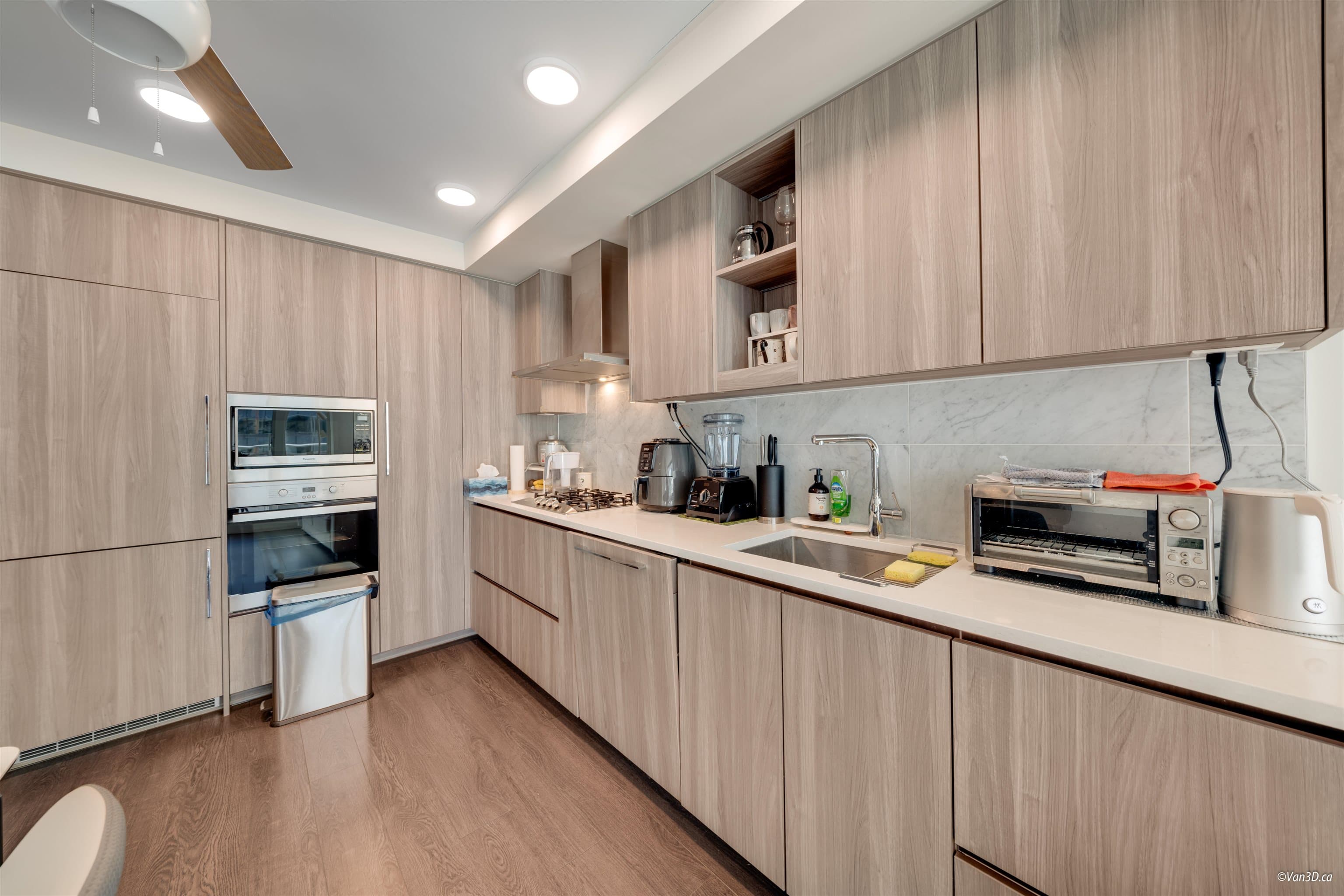1902 - 455 SW Marine Drive, Vancouver, V5X 0H3 — photo 2
