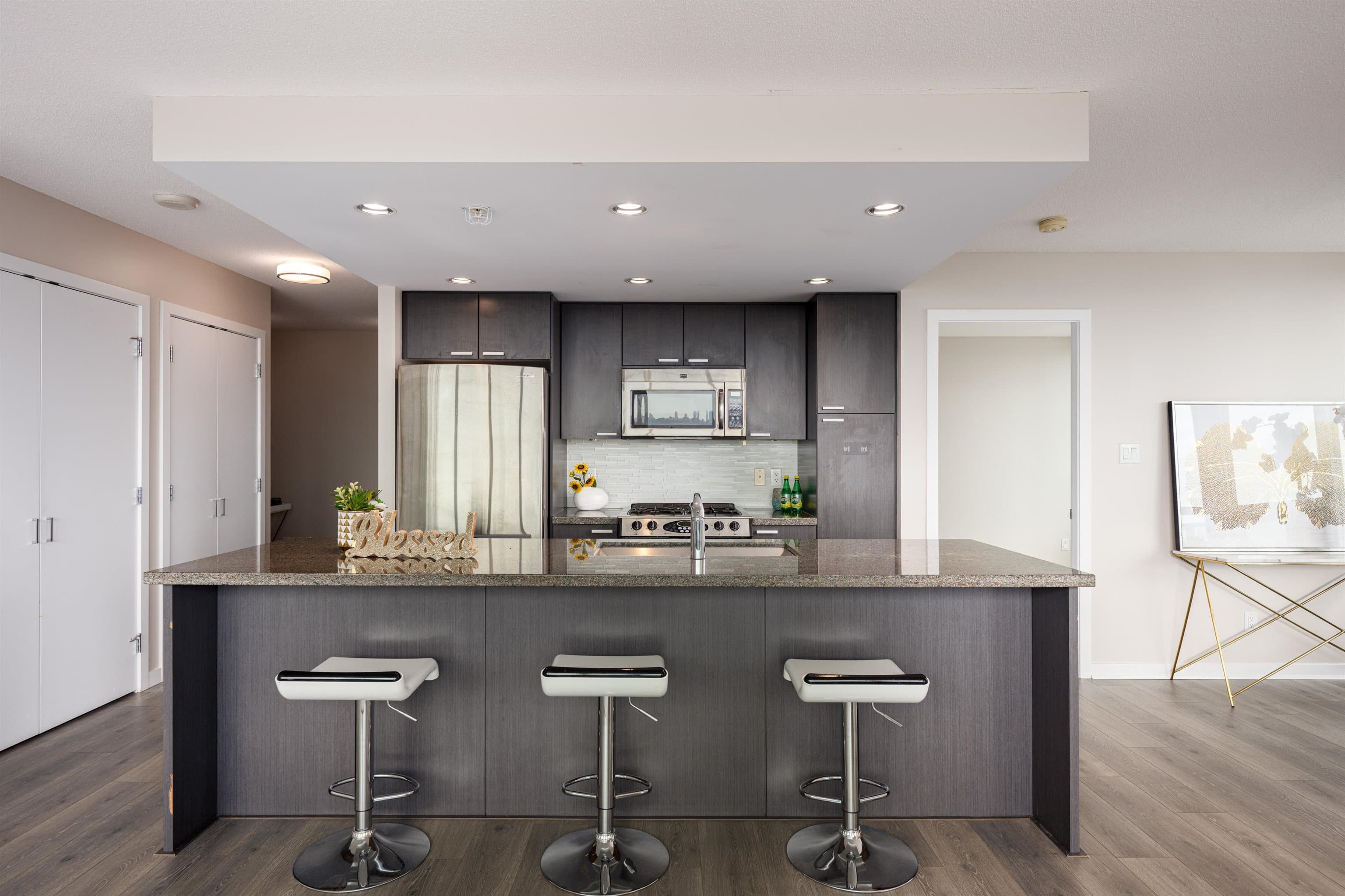 1403 - 2200 Douglas Road, Burnaby, V5C 0G8 — photo 2