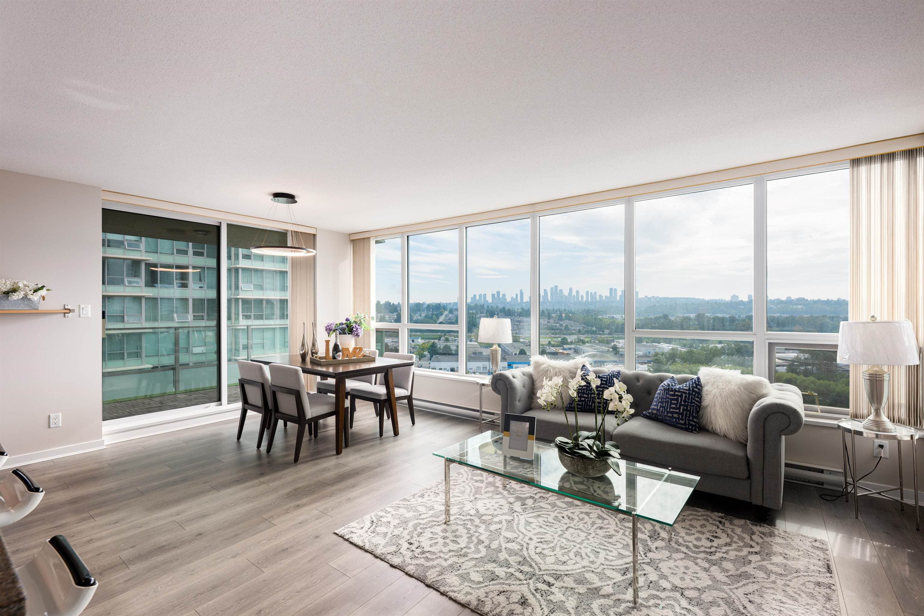 1403 - 2200 Douglas Road, Burnaby, V5C 0G8 — photo 4