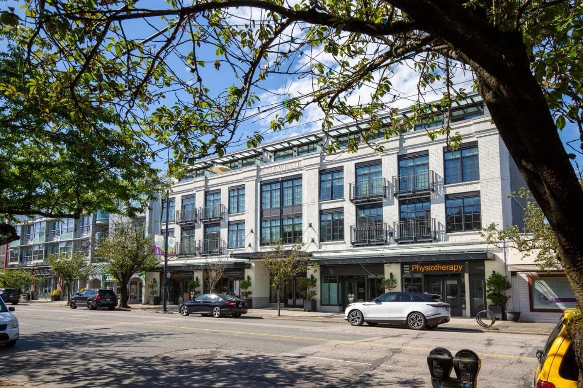 309 - 4355 W 10th Avenue, Vancouver