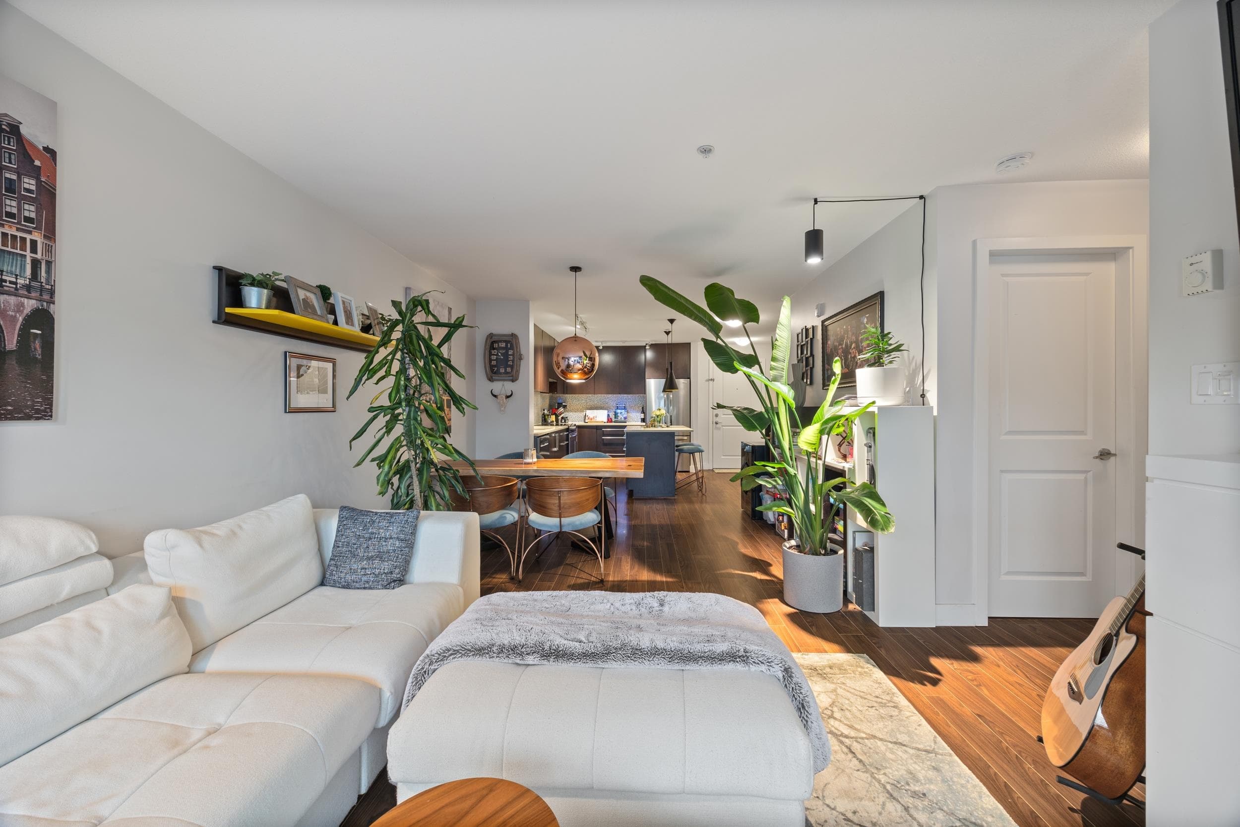 201 - 15745 Croydon Drive, Surrey, V3Z 2L5 — photo 4