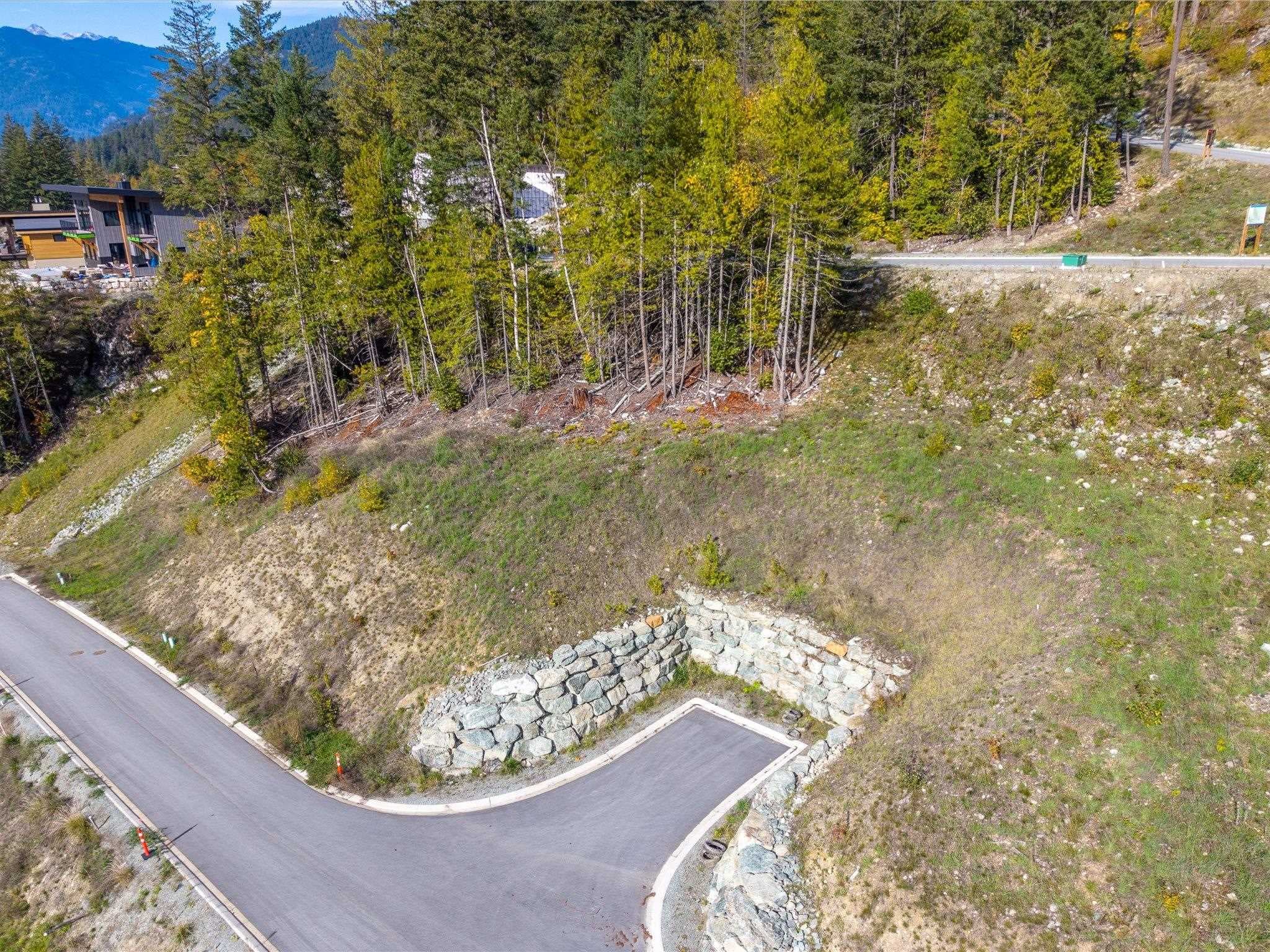 8204 Merlot Peak Drive, Pemberton, V0N 2L3 — photo 5