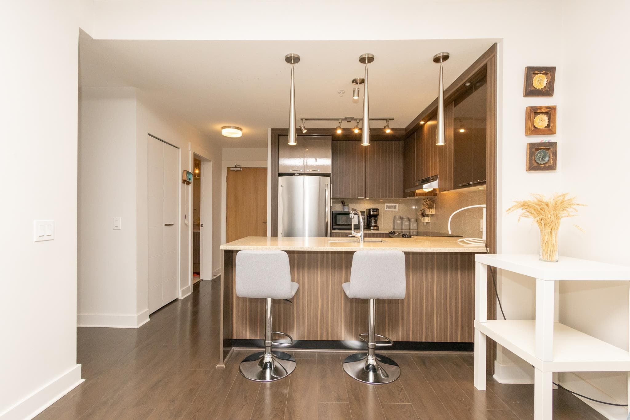 310 - 733 W 14th Street, North Vancouver, V7M 0C6 — photo 3