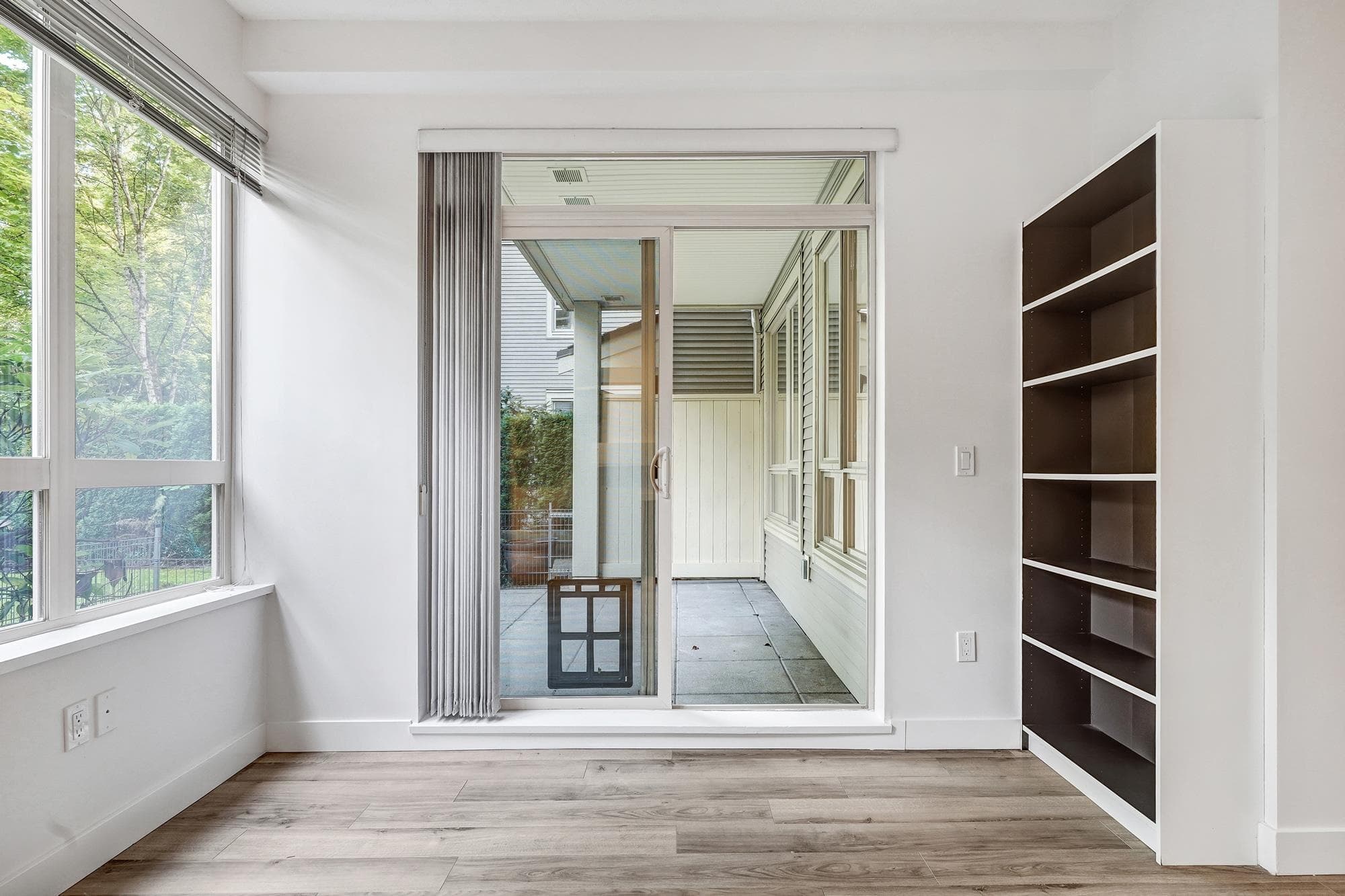 127 - 801 Klahanie Drive, Port Moody, V3H 5K4 — photo 5
