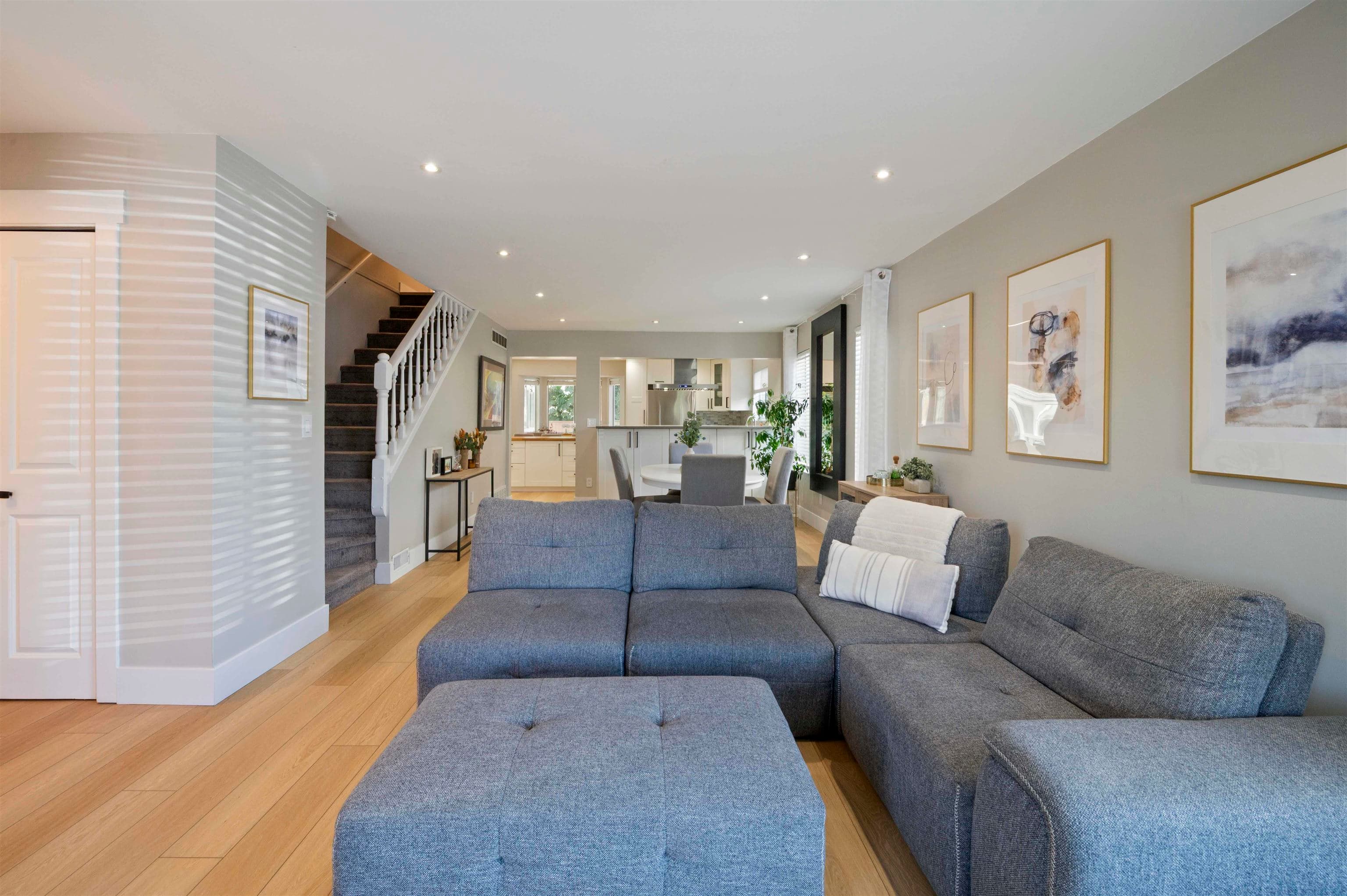 1261 River Drive, Coquitlam, V3E 1N7 — photo 4