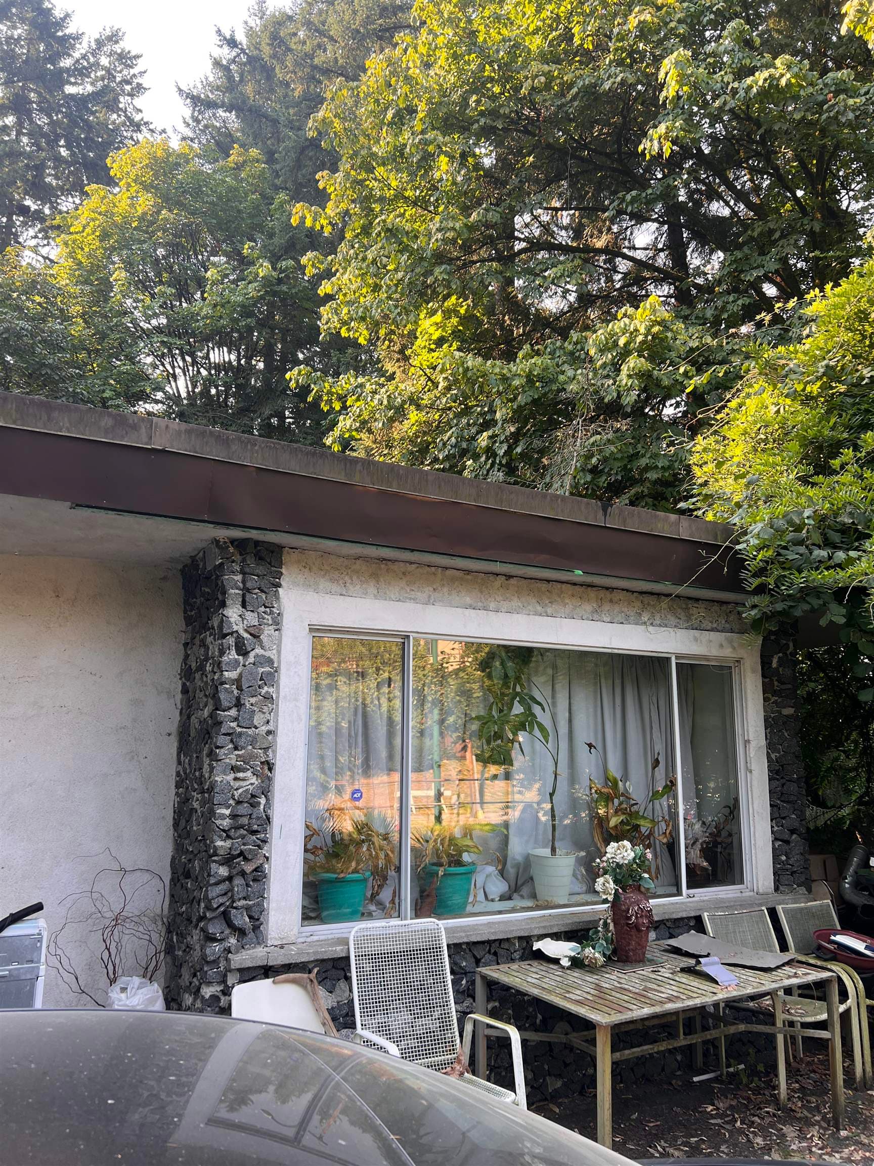 1320 Austin Avenue, Coquitlam, V3K 3P5 — photo 3