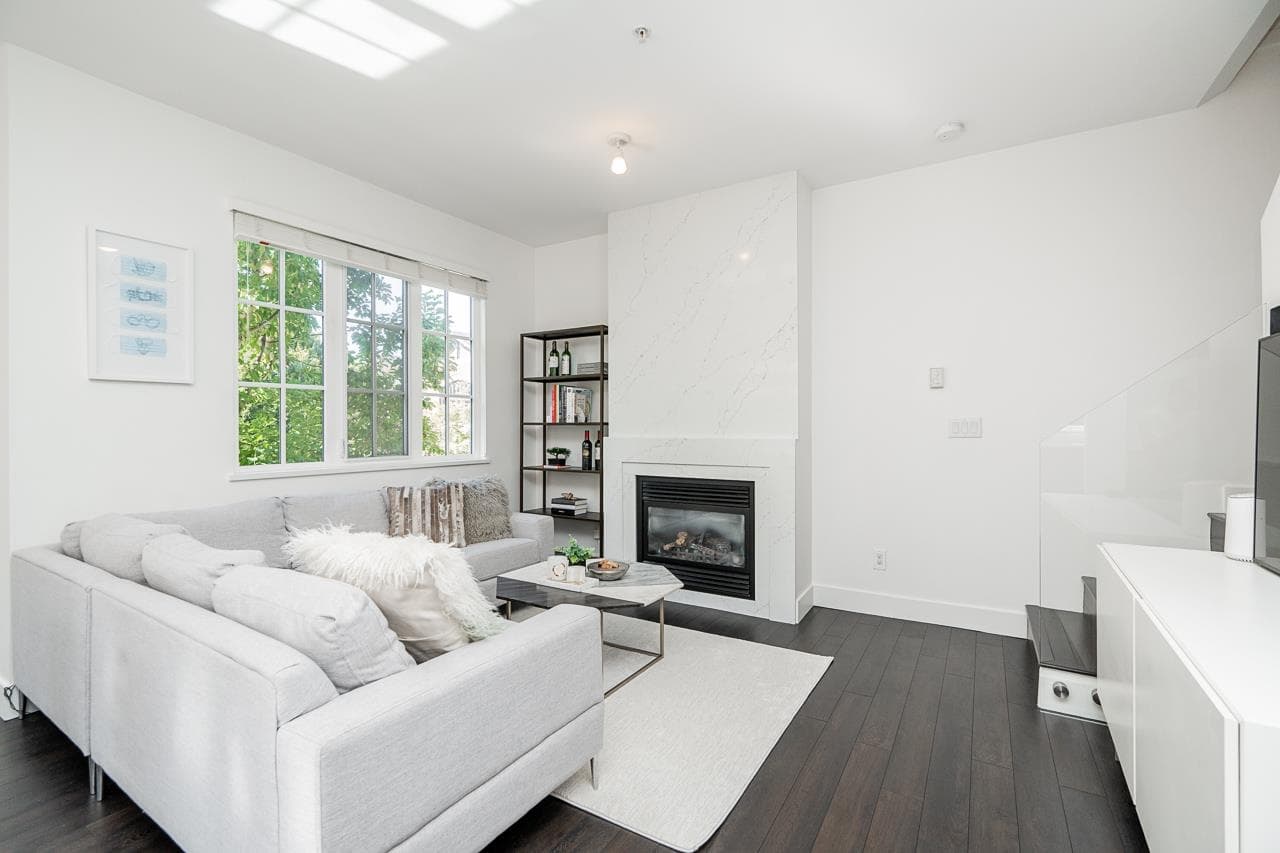 2606 Quebec Street, Vancouver, V5T 3A5 — photo 2