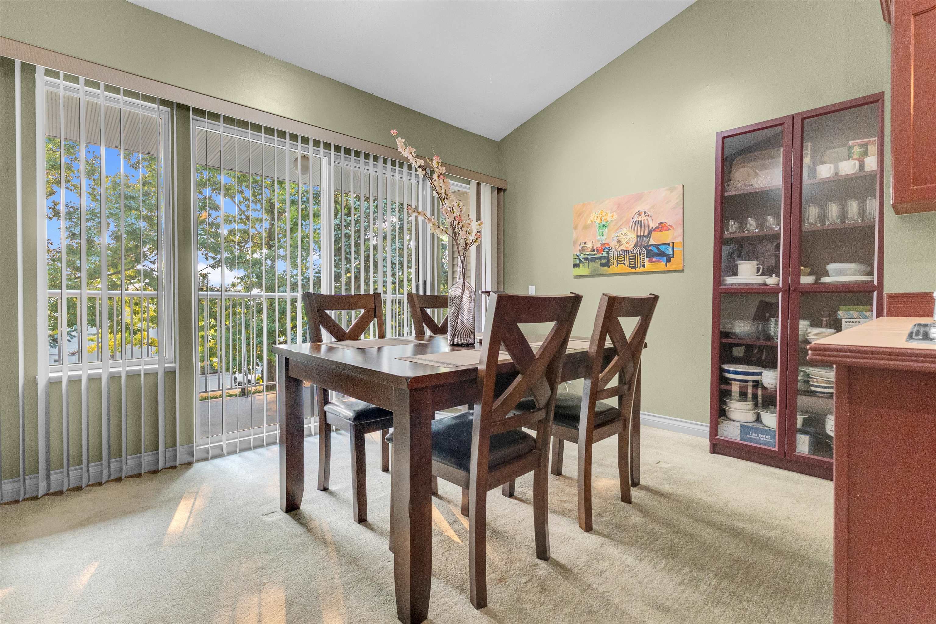 212 - 9072 Fleetwood Way, Surrey, V3R 0M6 — photo 4