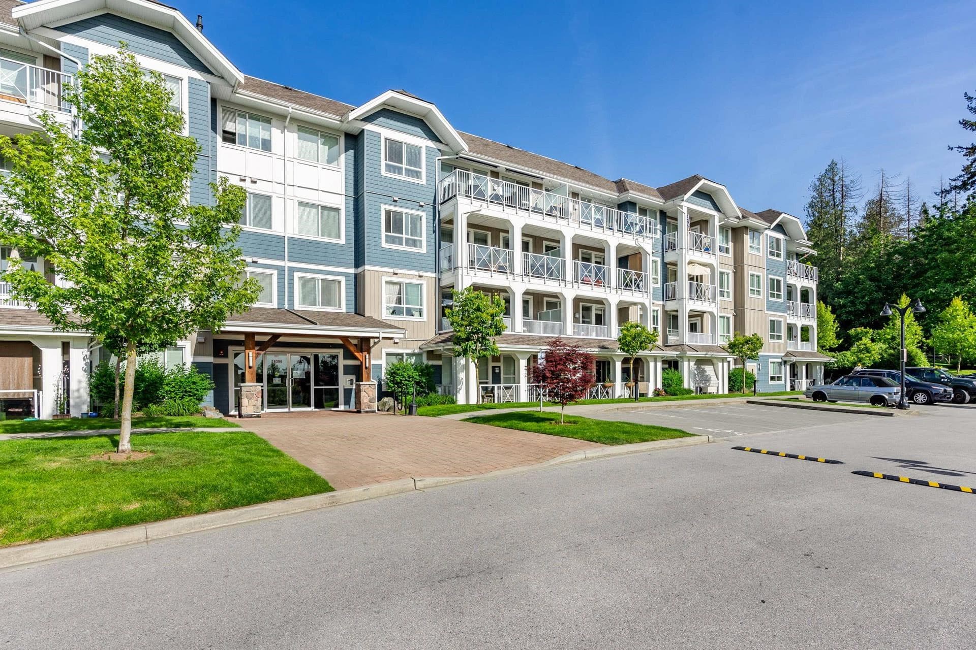209 - 16396 64 Avenue, Surrey, V3S 6X6 — photo 1