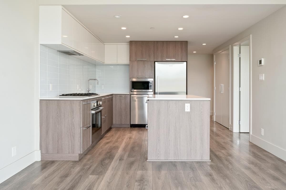 1808 - 680 Seylynn Crescent, North Vancouver, V7J 1H9 — photo 3