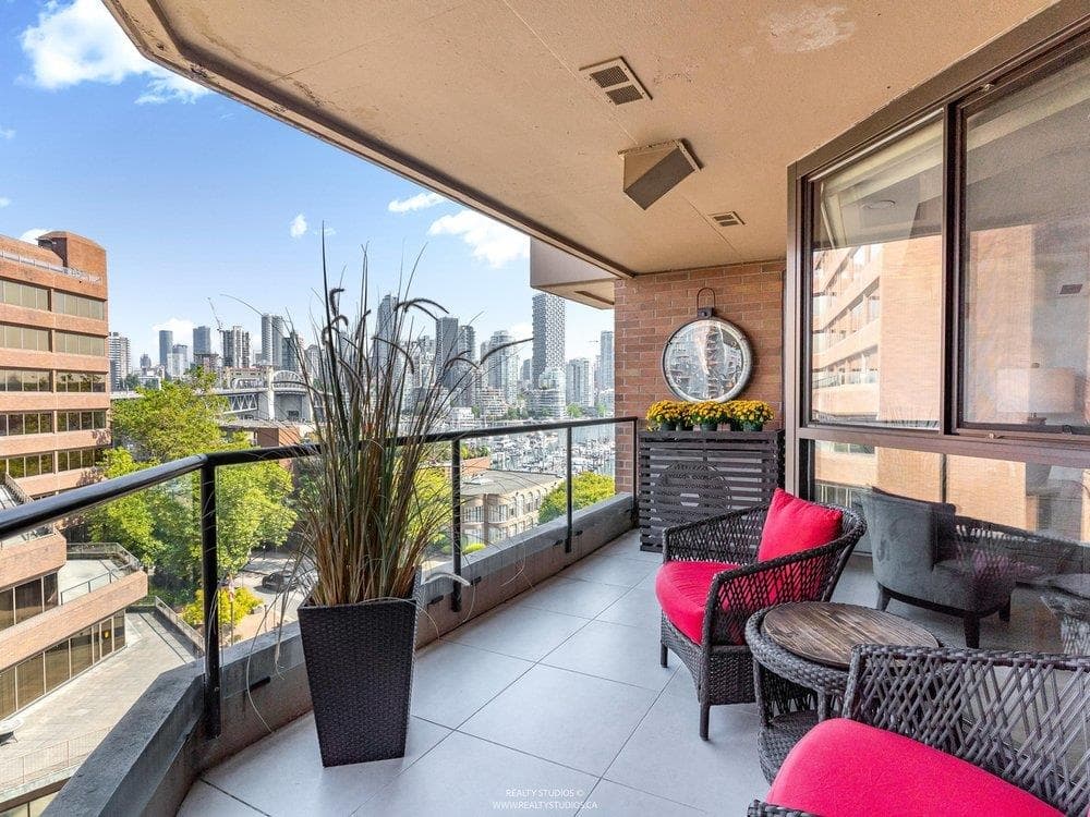 607 - 1450 Pennyfarthing Drive, Vancouver, V6J 4X8 — photo 2