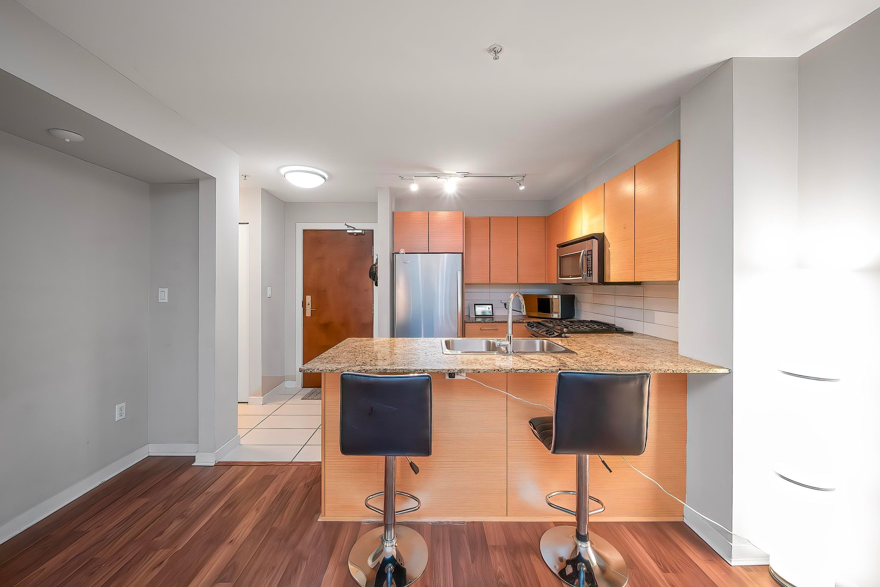 106 - 5665 Irmin Street, Burnaby, V5J 0C4 — photo 4