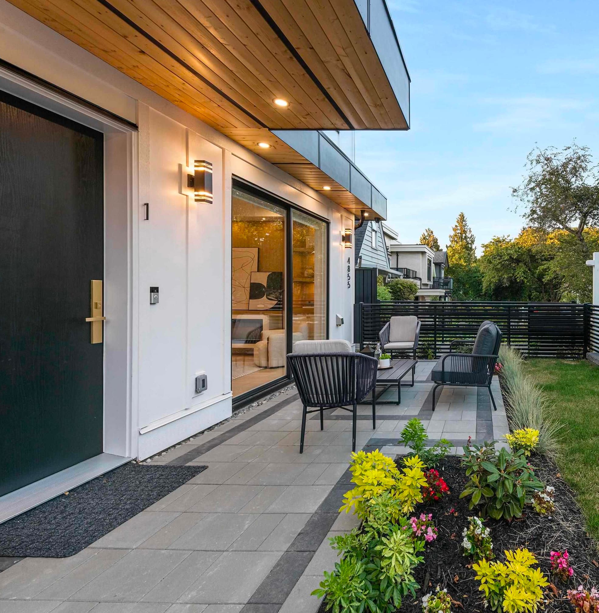 1 - 4855 Dumfries Street, Vancouver