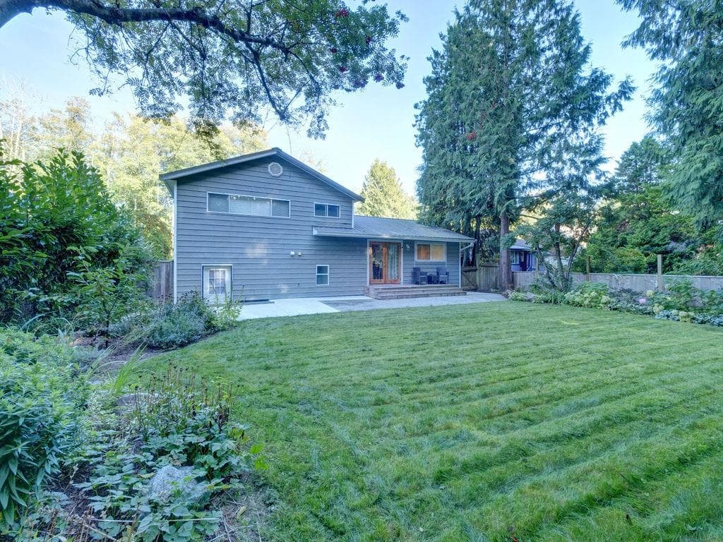 329 Burns Road, Gibsons, V0N 1V8 — photo 3