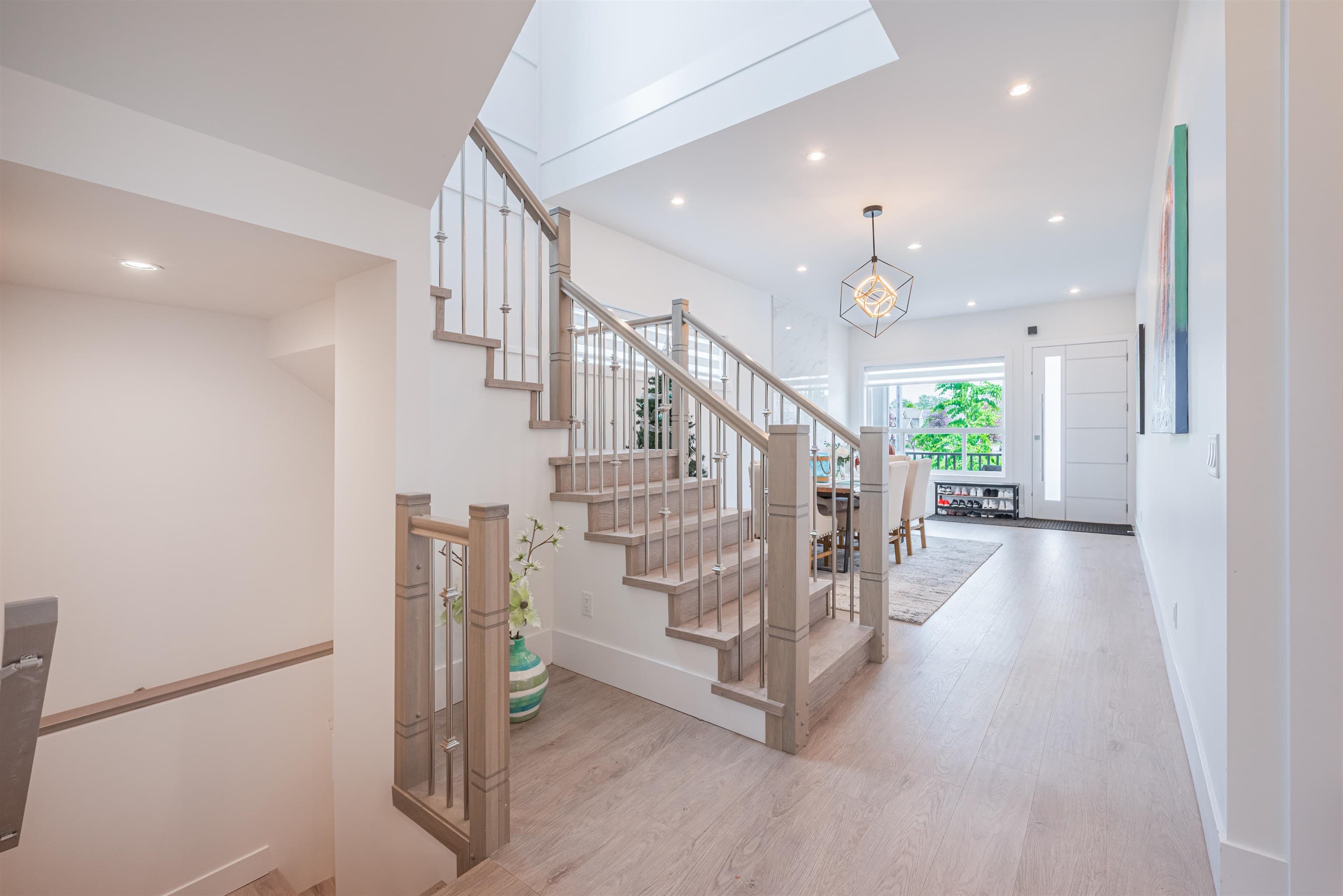 8357 209b Street, Langley, V2Y 4K4 — photo 3