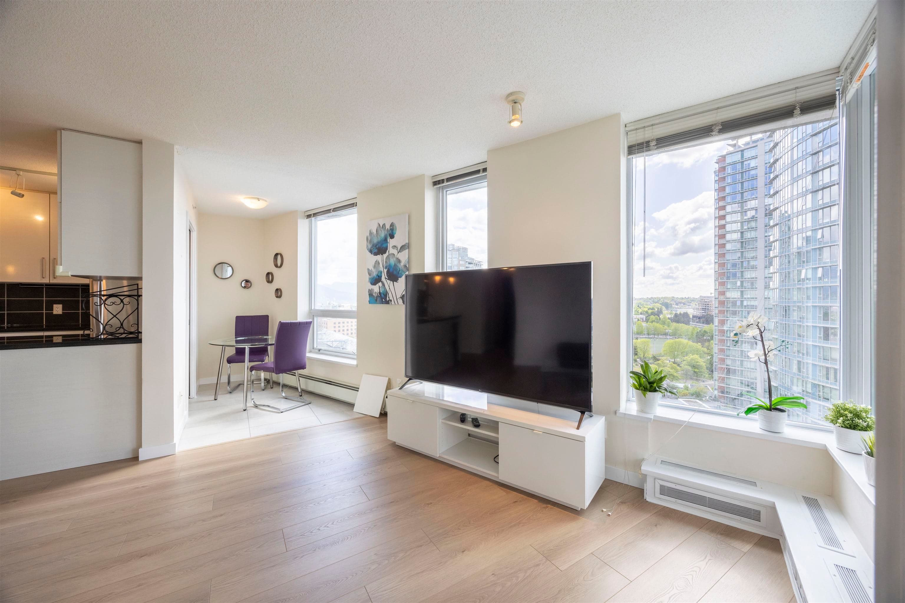 1906 - 188 Keefer Place, Vancouver, V6B 0J1 — photo 3