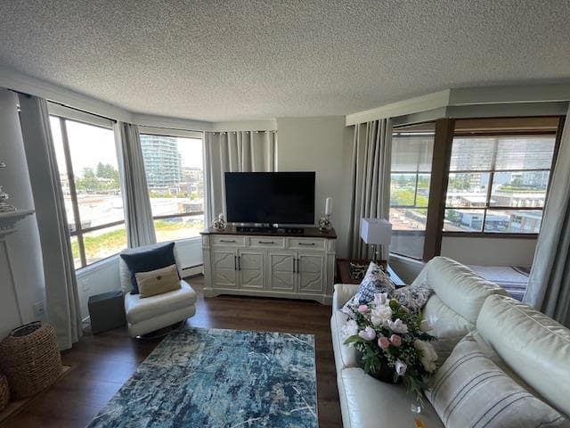 812 - 15111 Russell Avenue, White Rock, V4B 2P4 — photo 3