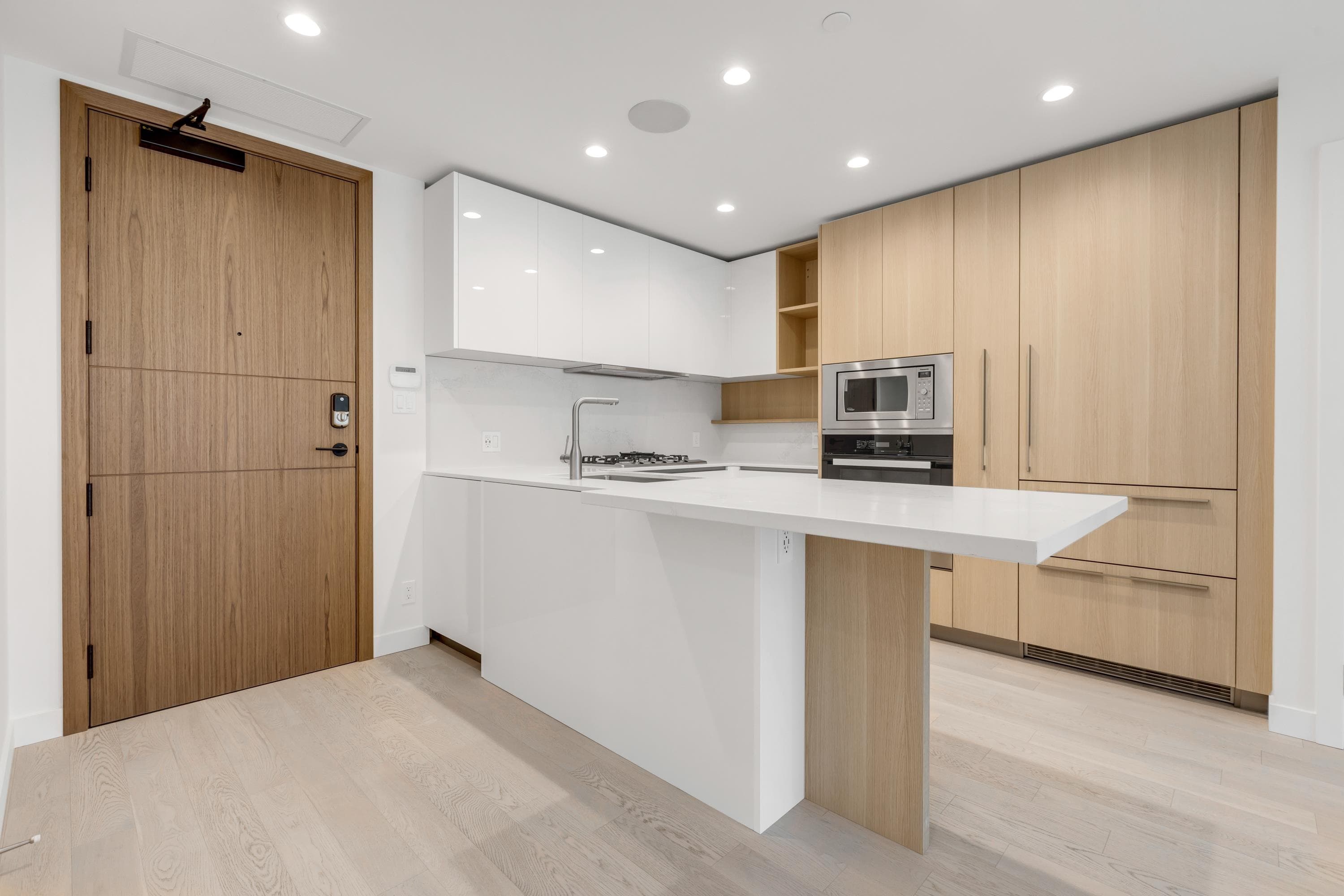 605 - 6811 Pearson Way, Richmond, V7C 0E7 — photo 2