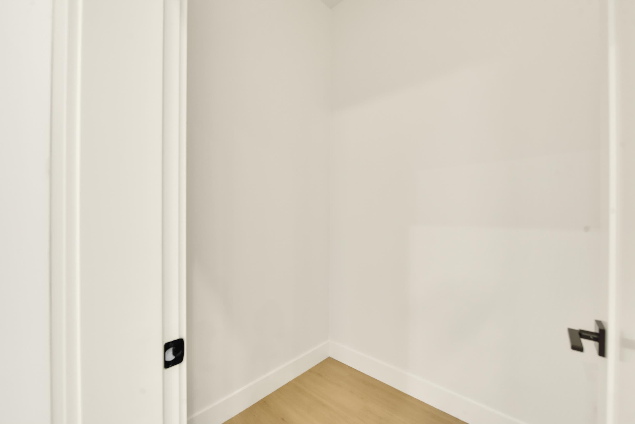 1 - 1436 E 1st Avenue, Vancouver, V5N 1A3 — photo 5