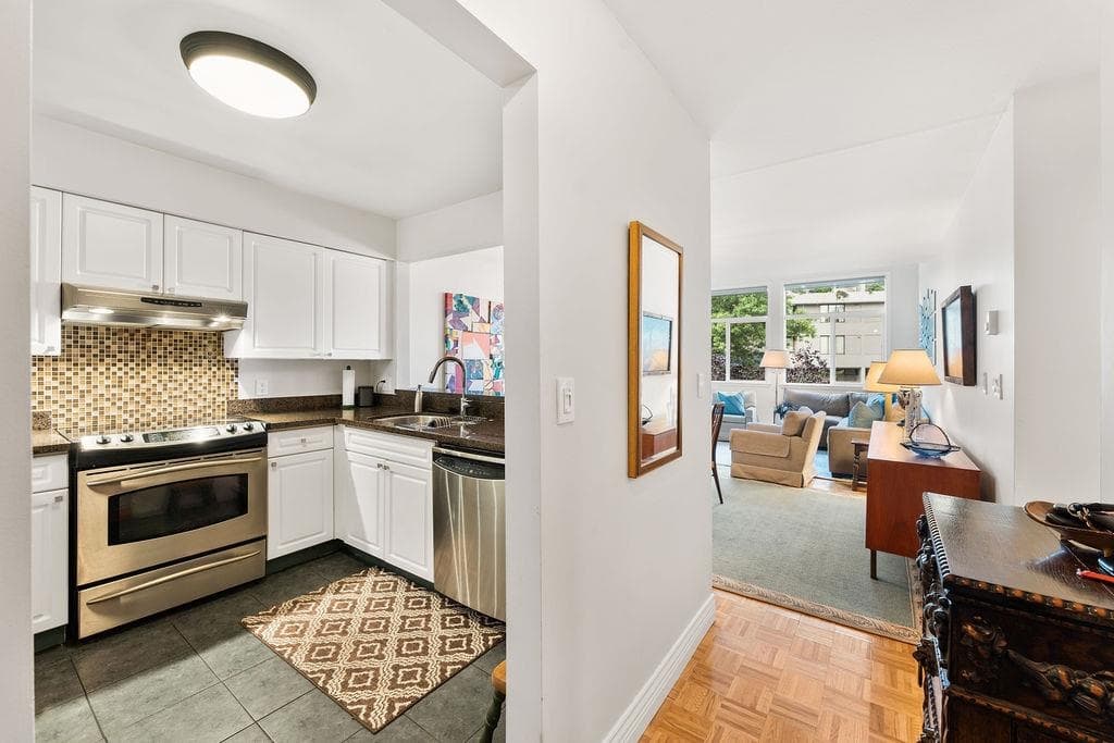 301 - 650 Moberly Road, Vancouver, V5Z 4J1 — photo 4