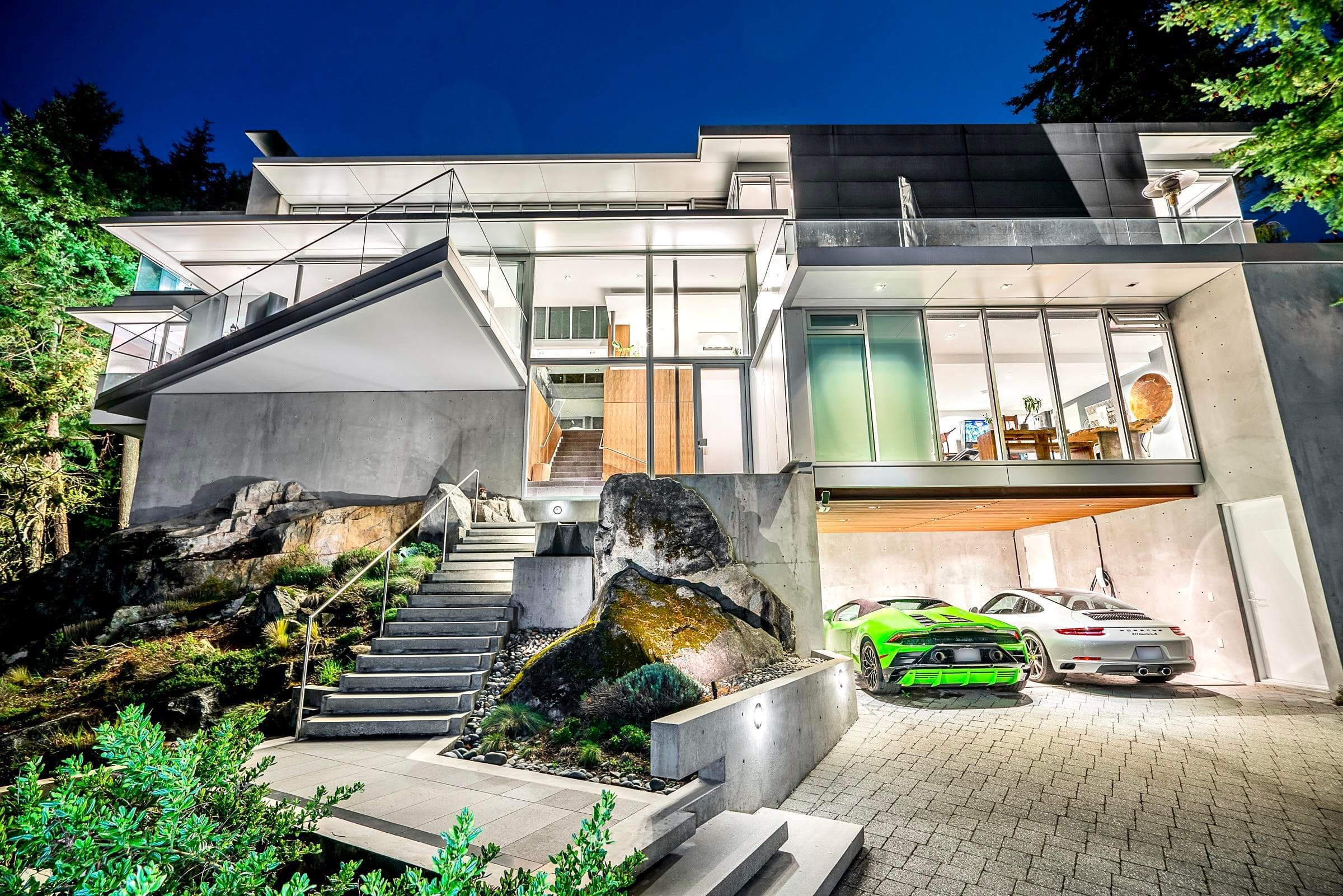 4249A Rockbank Place, West Vancouver, V7W 1A8 — photo 2