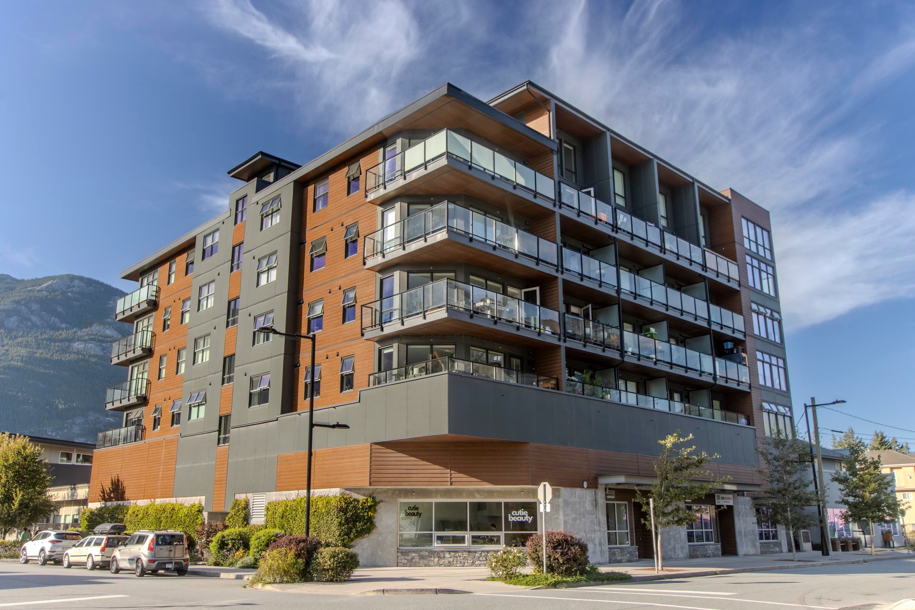 610 - 38013 Third Avenue, Squamish, V8B 0Z8 — photo 3