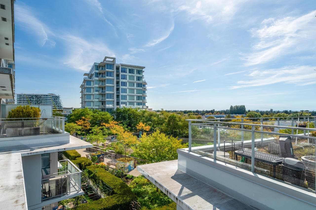 6005 - 5511 Hollybridge Way, Richmond, V7C 0A3 — photo 1