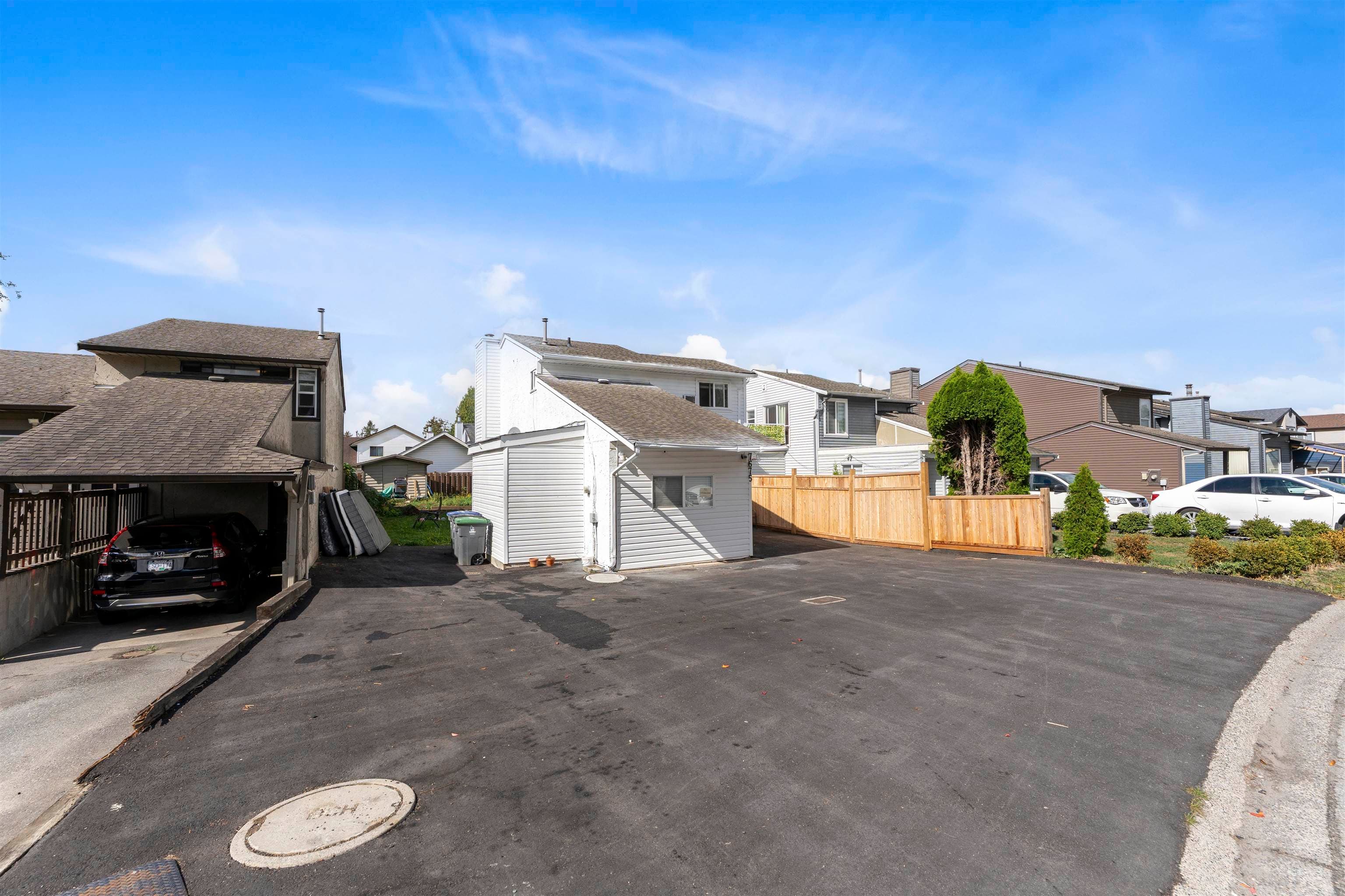 7675 125 Street, Surrey, V3W 7W2 — photo 3