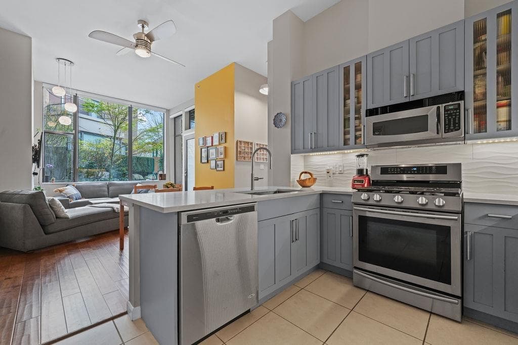 103 - 170 W 1st Street, North Vancouver — sold