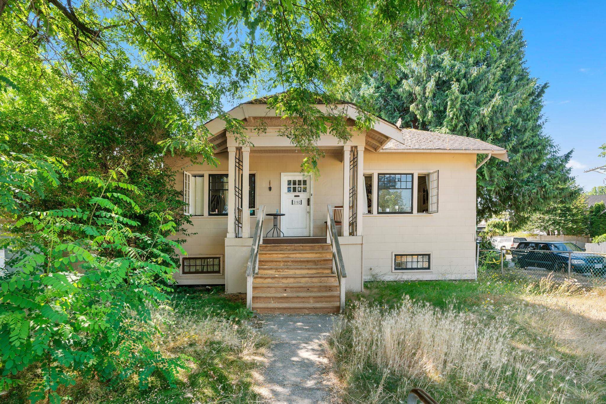 3192 W 8th Avenue, Vancouver, V6K 2C3 — photo 2