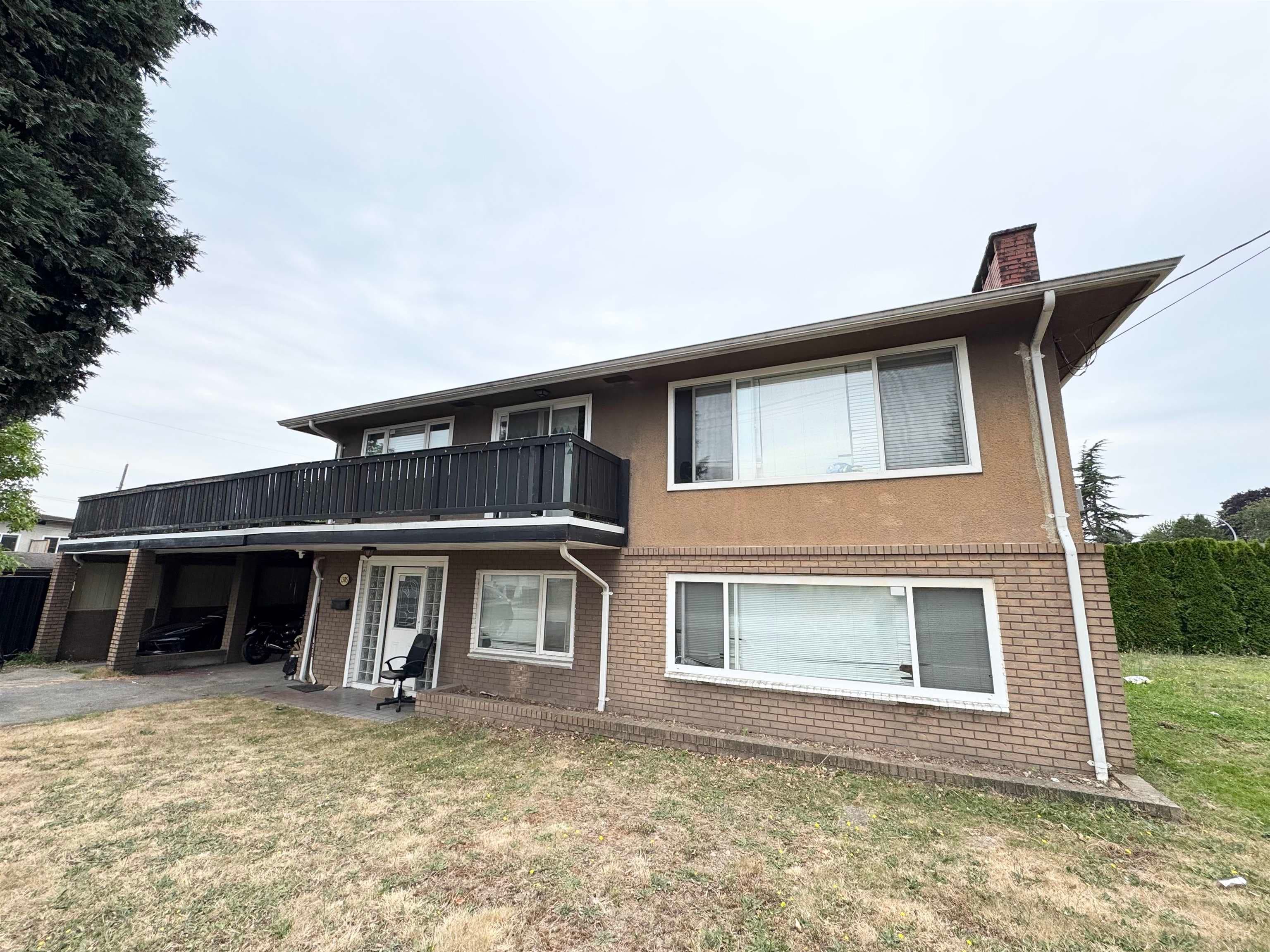 1305 Kensington Avenue, Burnaby, V5B 4C2 — photo 3