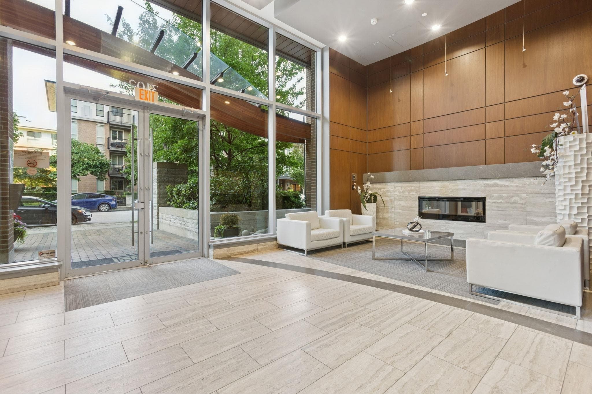 3105 - 3102 Windsor Gate, Coquitlam, V3B 0J3 — photo 2