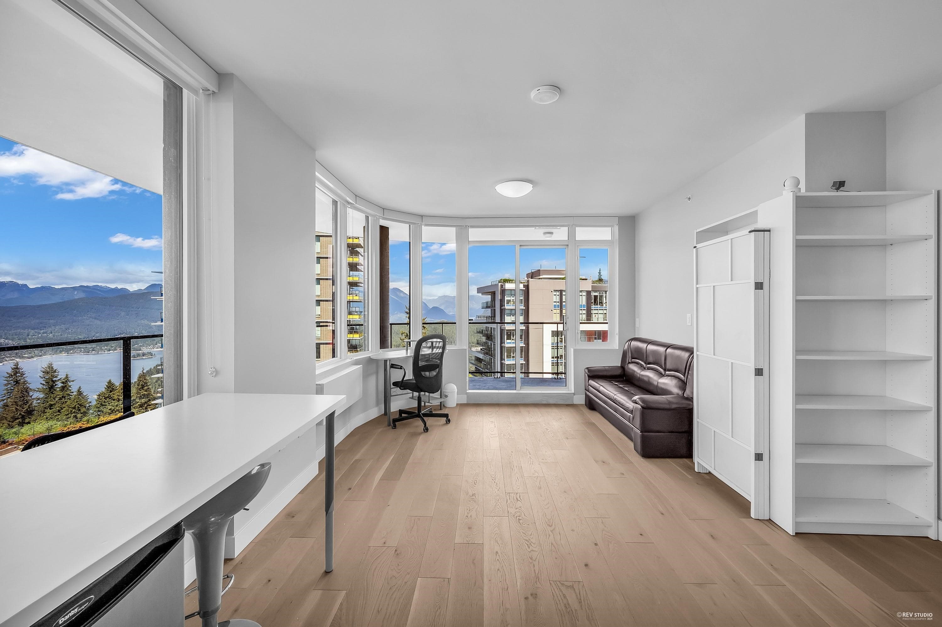 1201 - 8761 University Crescent, Burnaby, V5A 4Y8 — photo 5