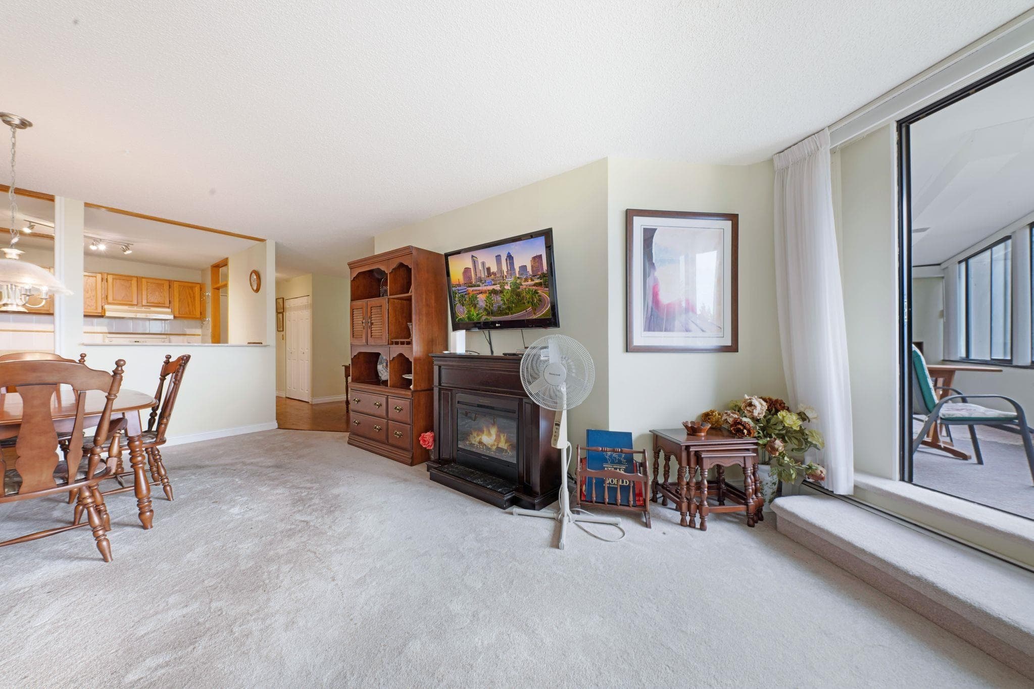 407 - 1442 Foster Street, White Rock, V4B 3X7 — photo 4