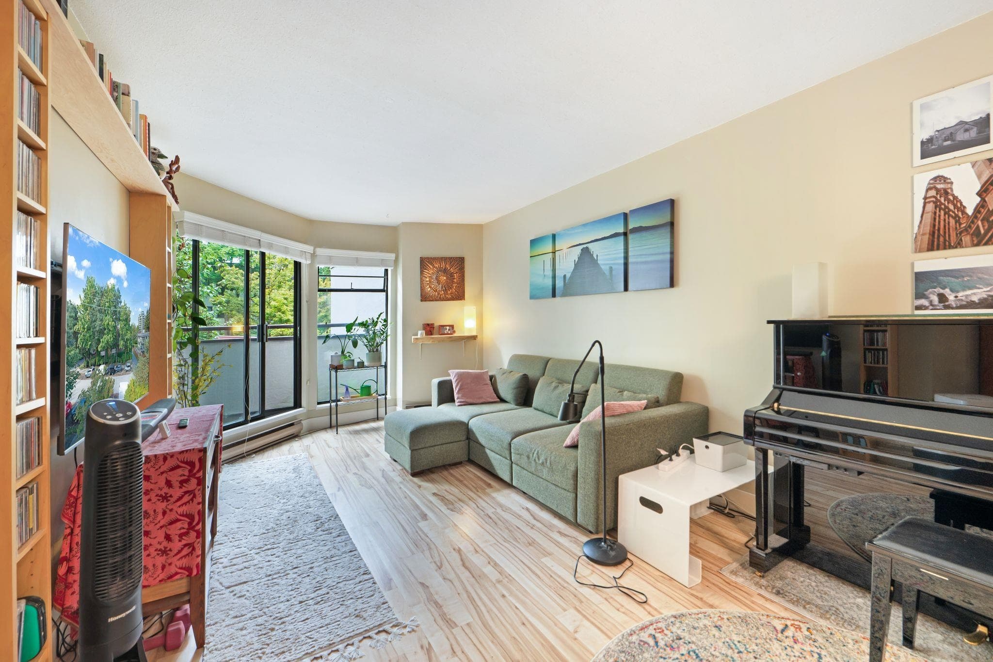 210 - 2222 Prince Edward Street, Vancouver, V5T 4M6 — photo 2