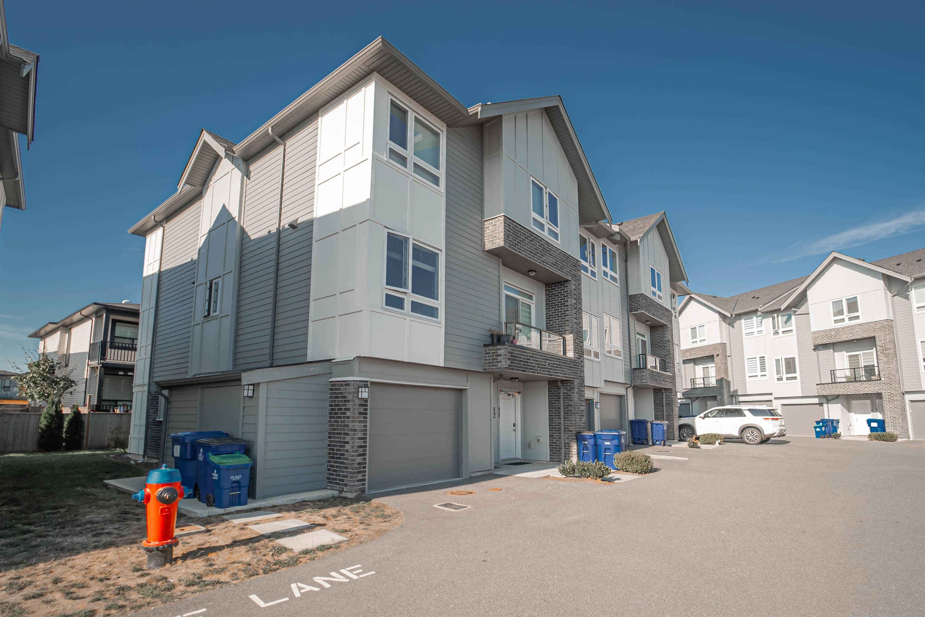 12 - 3323 Rockhill Place, Abbotsford, V2T 0J9 — photo 2