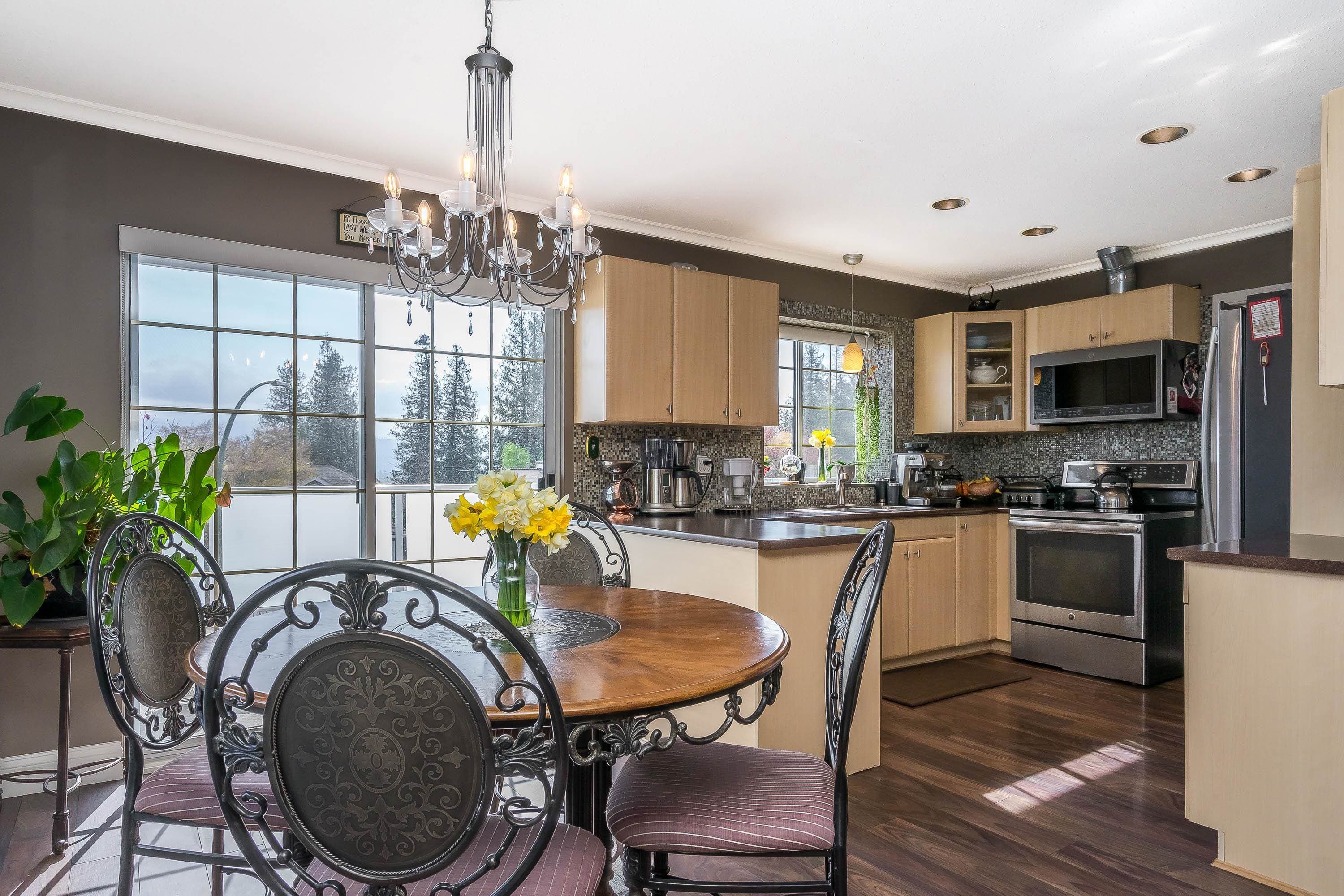 2245 Foothills Court, Abbotsford, V3G 1E1 — photo 3
