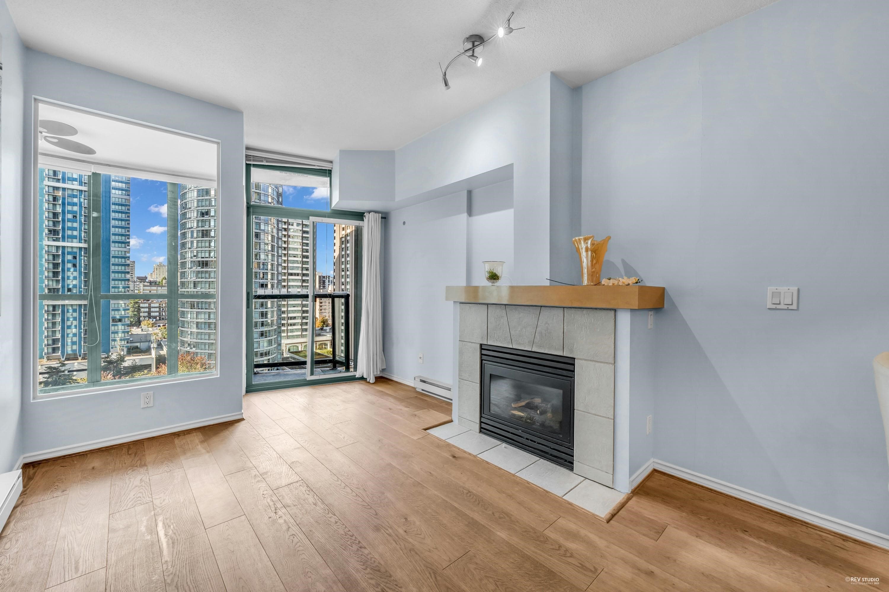 1503 - 1239 W Georgia Street, Vancouver, V6E 4R8 — photo 3