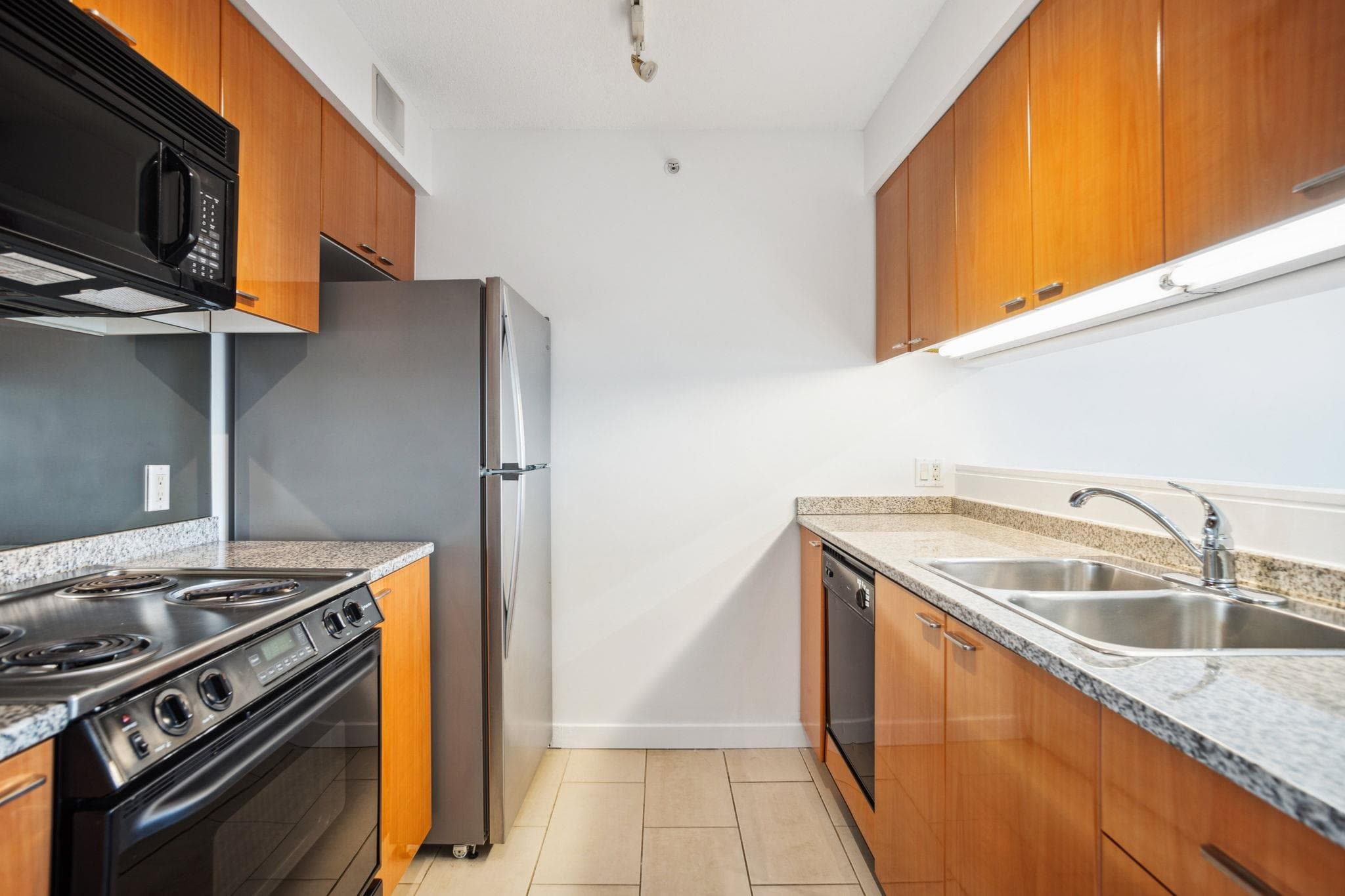 2503 - 1288 W Georgia Street, Vancouver, V6E 4R3 — photo 3