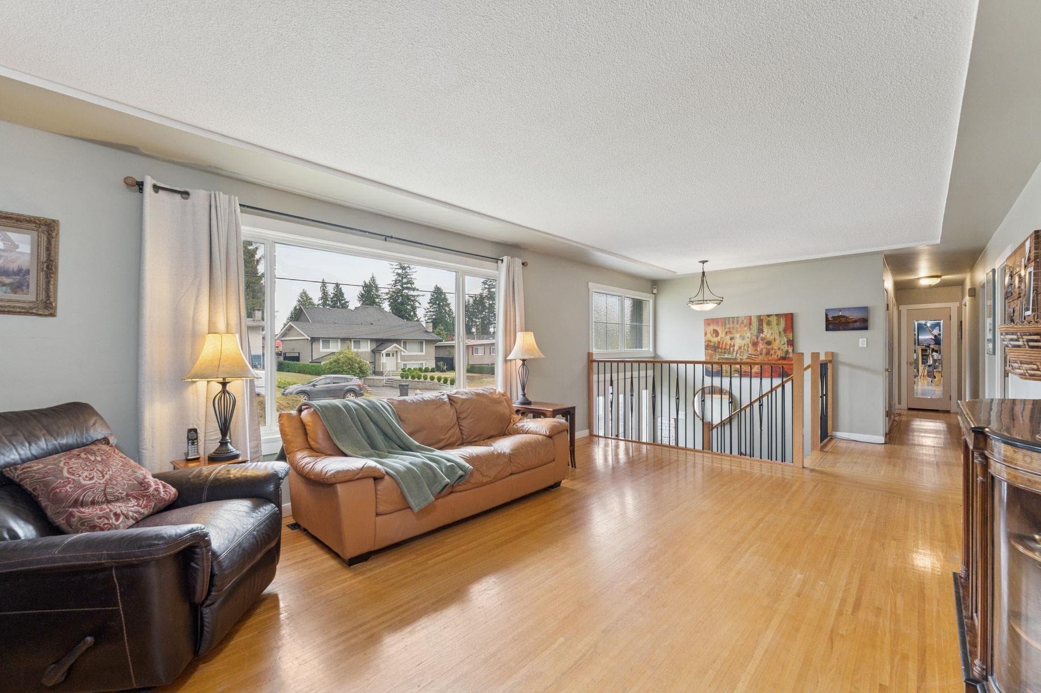 558 Draycott Street, Coquitlam, V3J 6M6 — photo 4