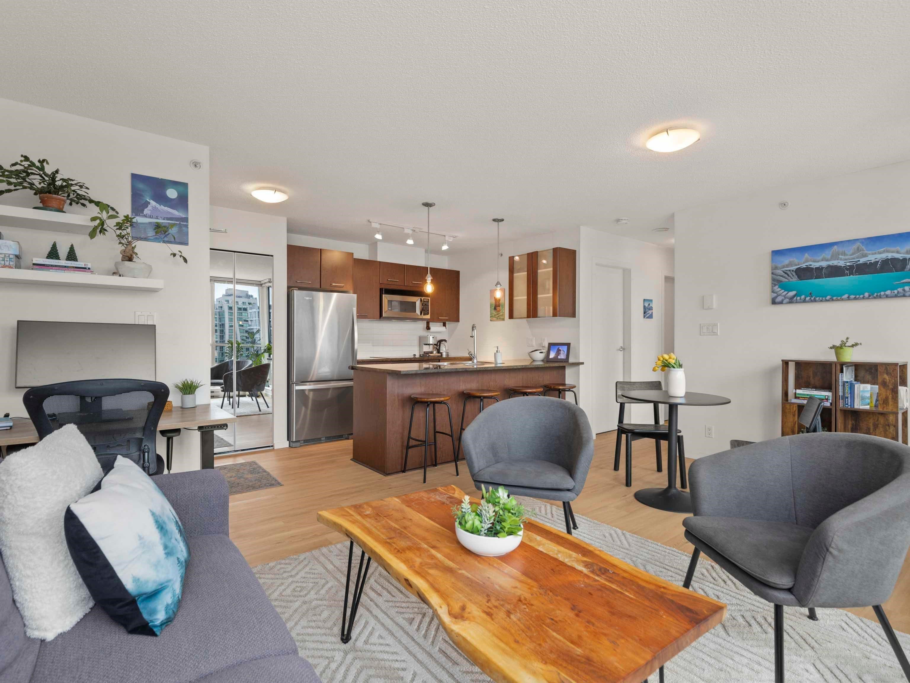 1501 - 1199 Seymour Street, Vancouver, V6B 1K3 — photo 1