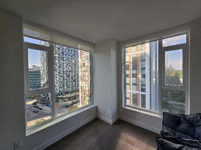 804 - 13745 George Junction, Surrey, V3T 0V8 — photo 5