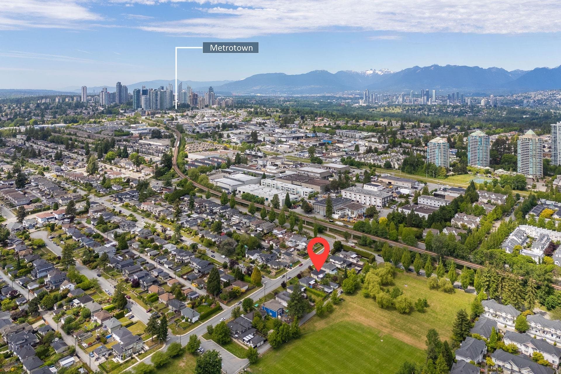7658 Hedley Avenue, Burnaby, V5E 2R3 — photo 5