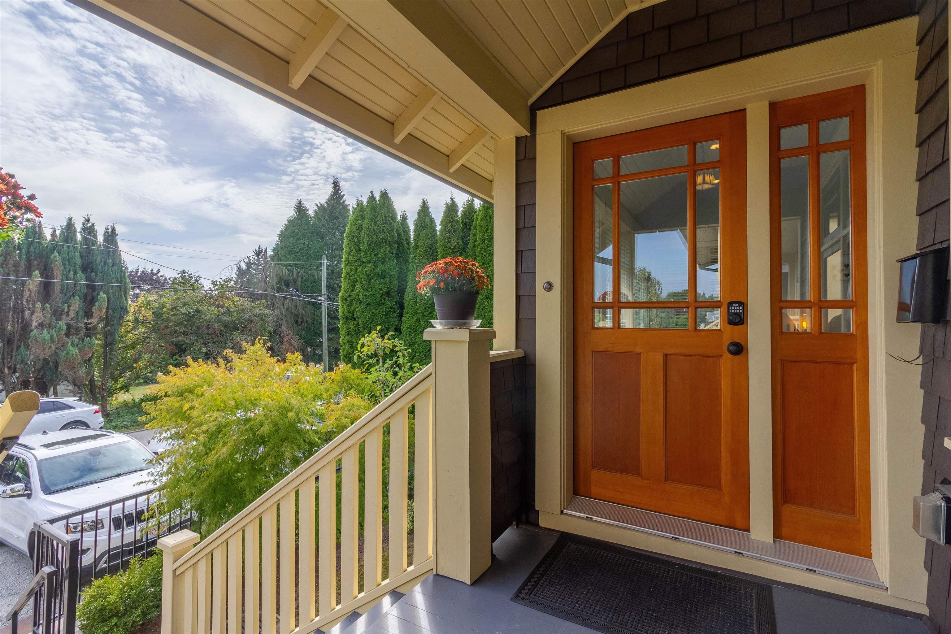 903 Walls Avenue, Coquitlam, V3K 2T2 — photo 3