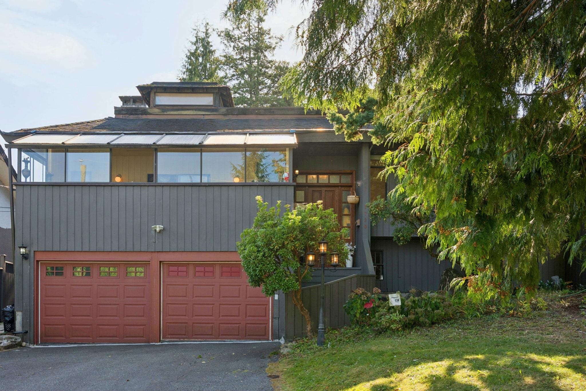 7730 Stanley Street, Burnaby