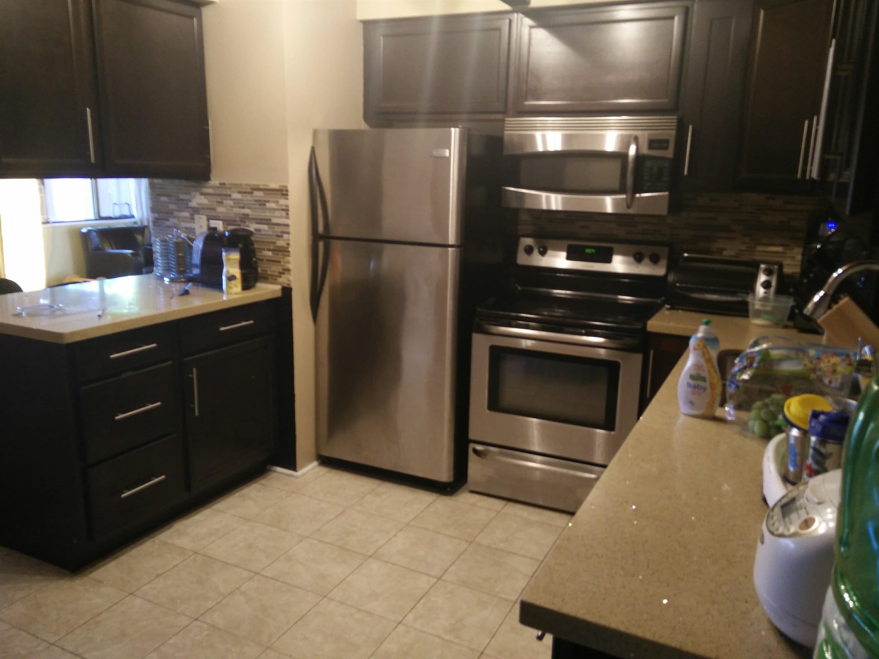 3944 Inverness Street, Port Coquitlam, V3B 3C1 — photo 3