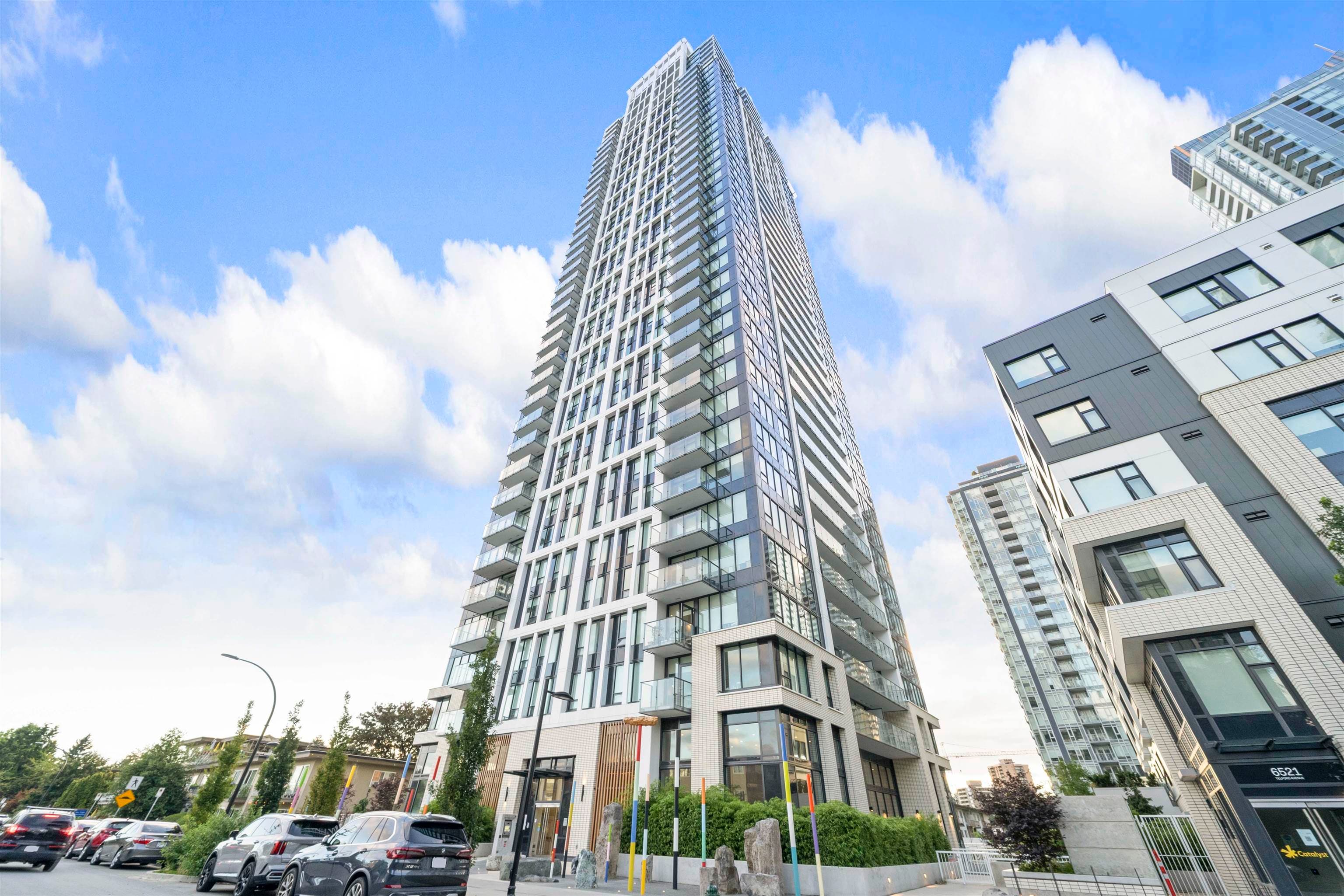 1310 - 6537 Telford Avenue, Burnaby, V5H 0K9 — photo 1