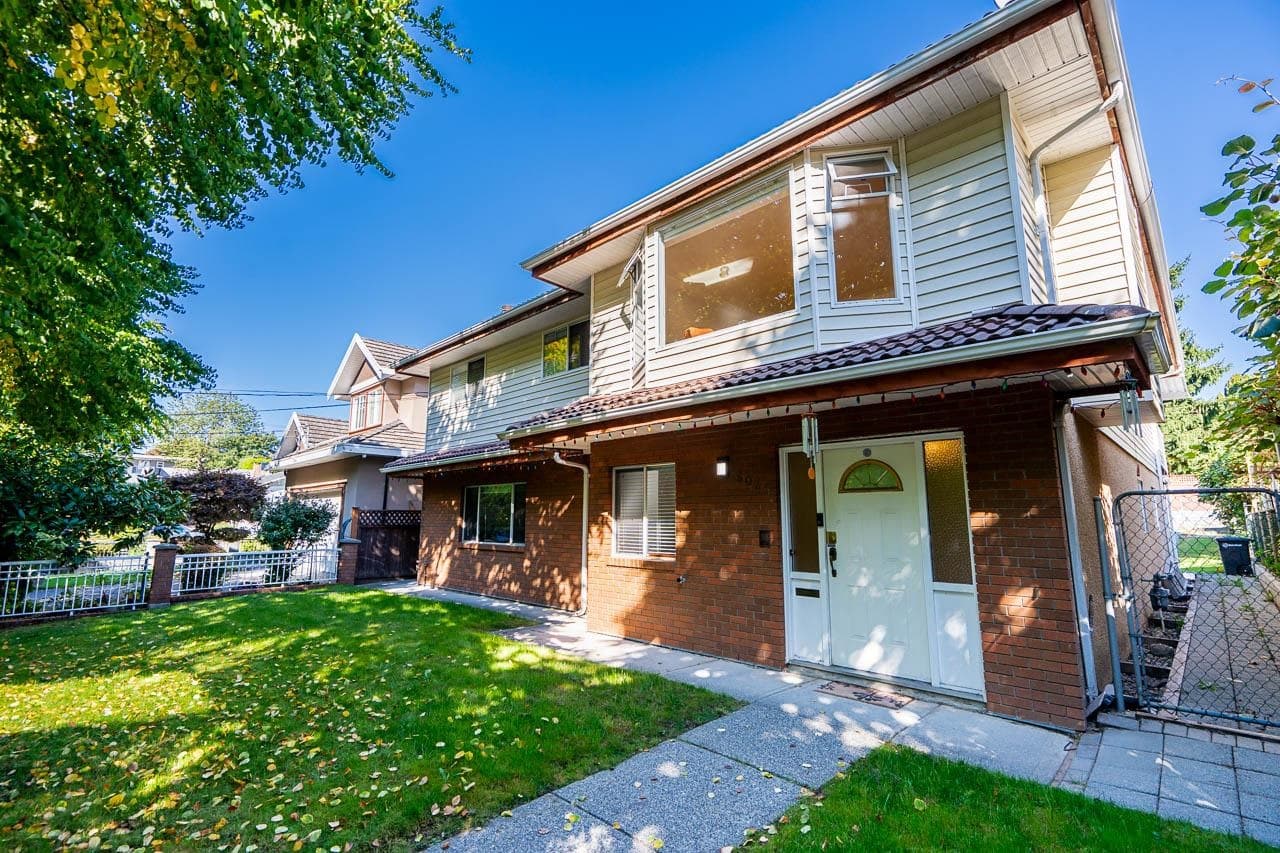 5031 Halifax Street, Burnaby, V5B 2N4 — photo 1