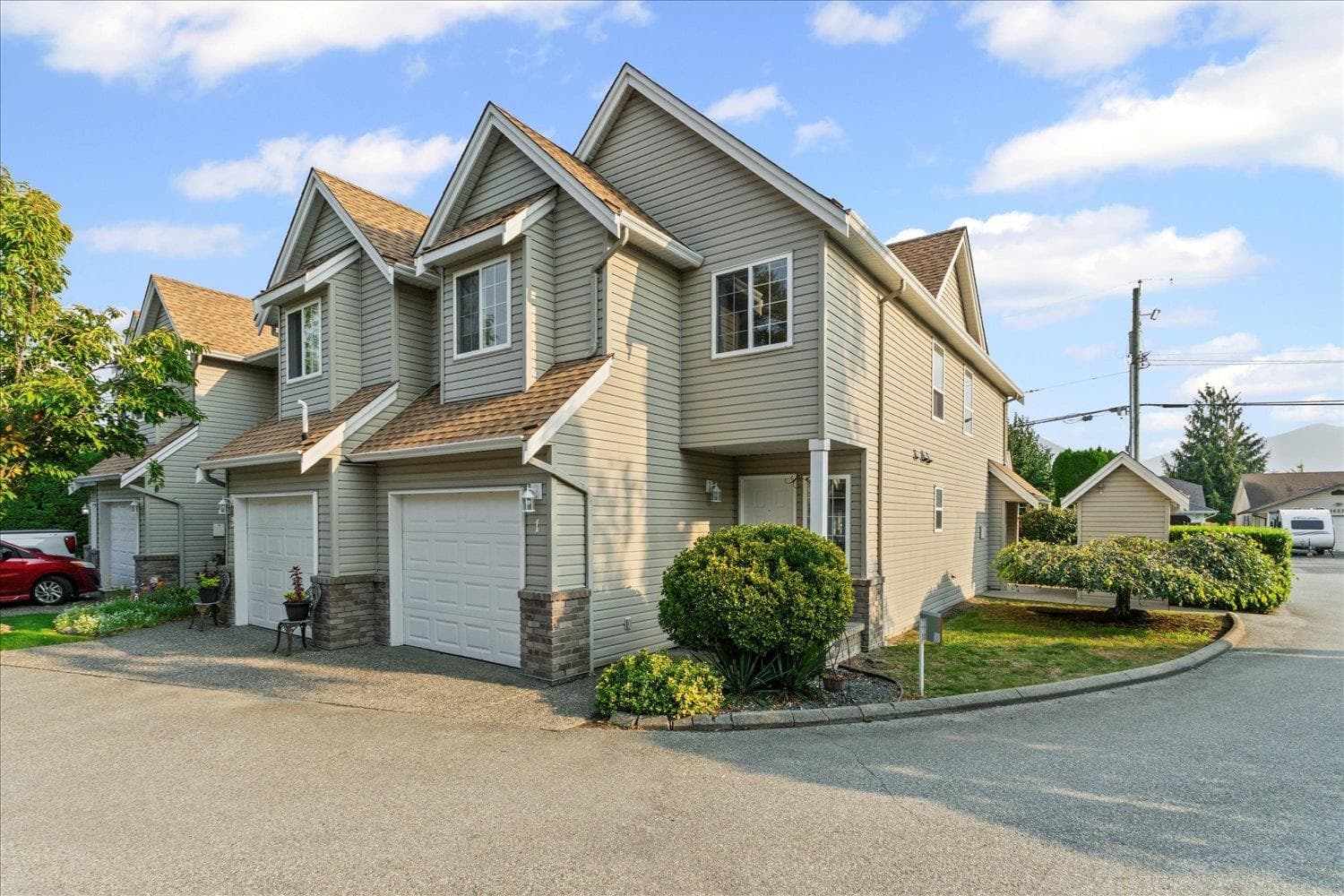 1 - 46277 Cessna Drive, Chilliwack