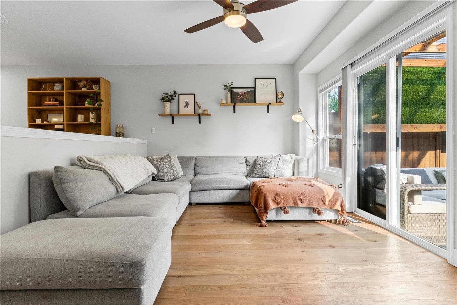 1 - 46277 Cessna Drive, Chilliwack, V2P 1A7 — photo 5